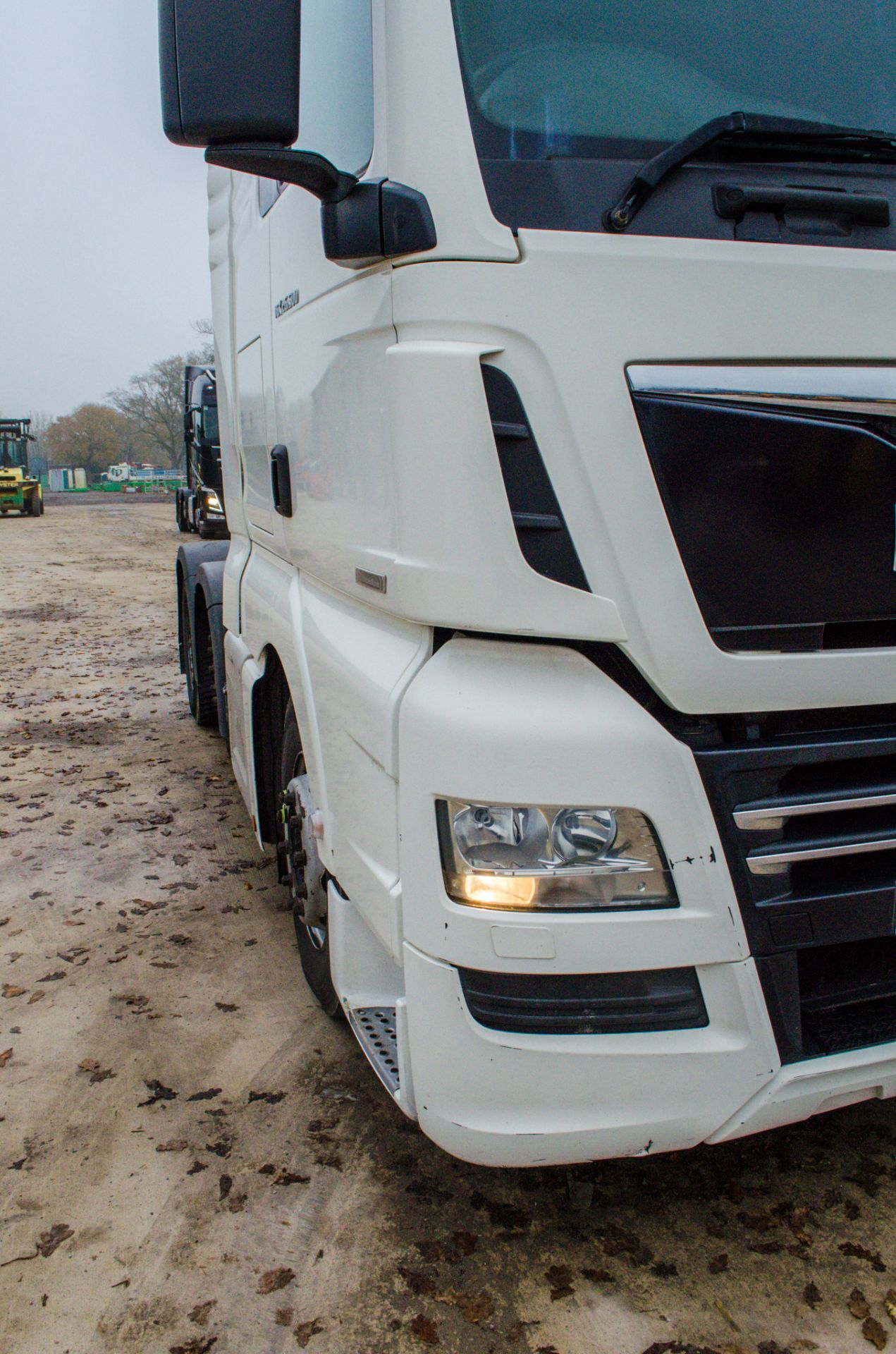 MAN TGX 26.500 6x2 tractor unit Registration Number: NV18 GXF Date of Registration: 08/06/2018 MOT - Image 14 of 27