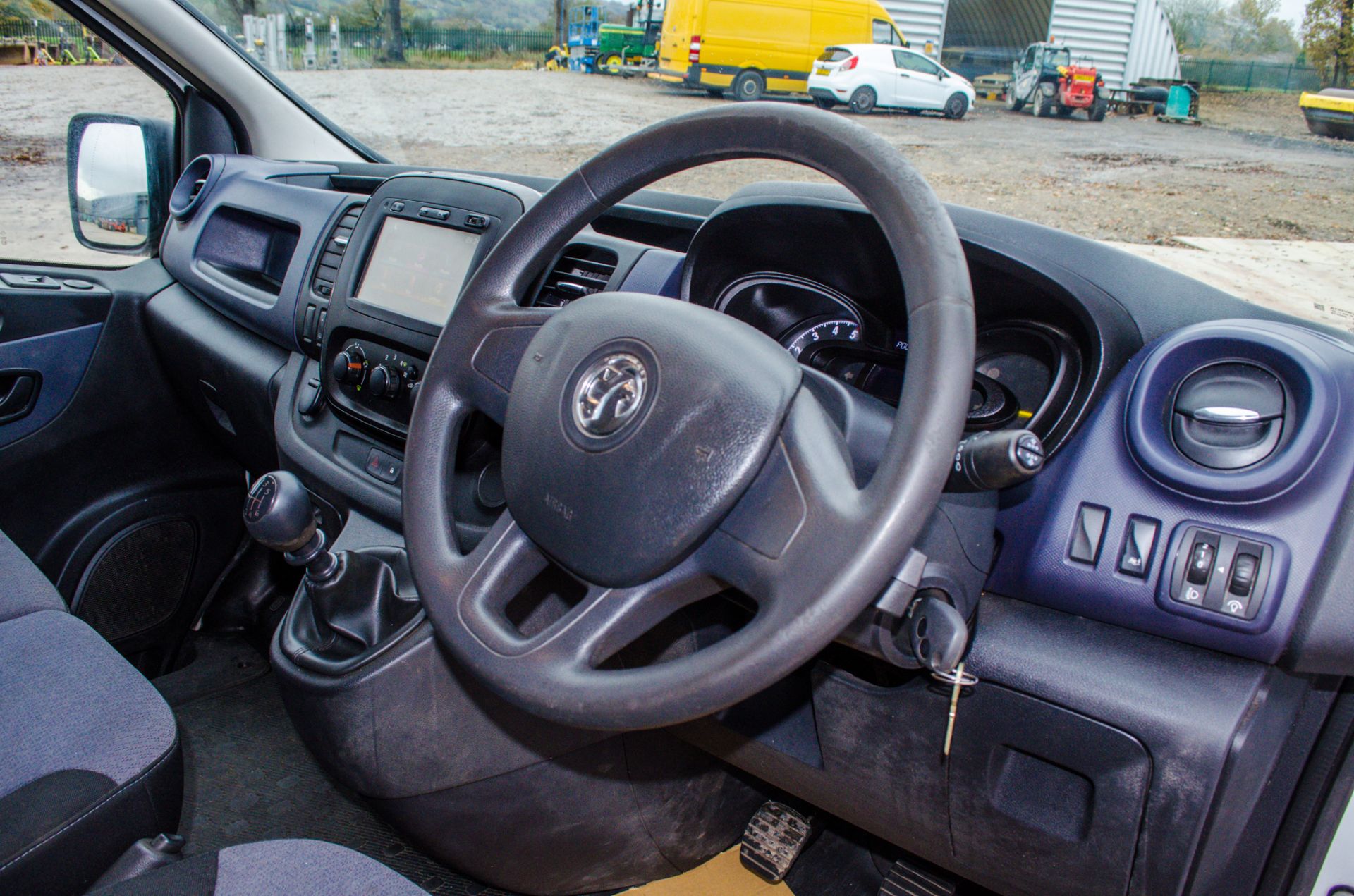 Vauxhall Vivaro 2900 cdti 1.6 diesel LWB panel van Reg No: MW16 PNY Date of Registration: 29/06/2016 - Image 25 of 27