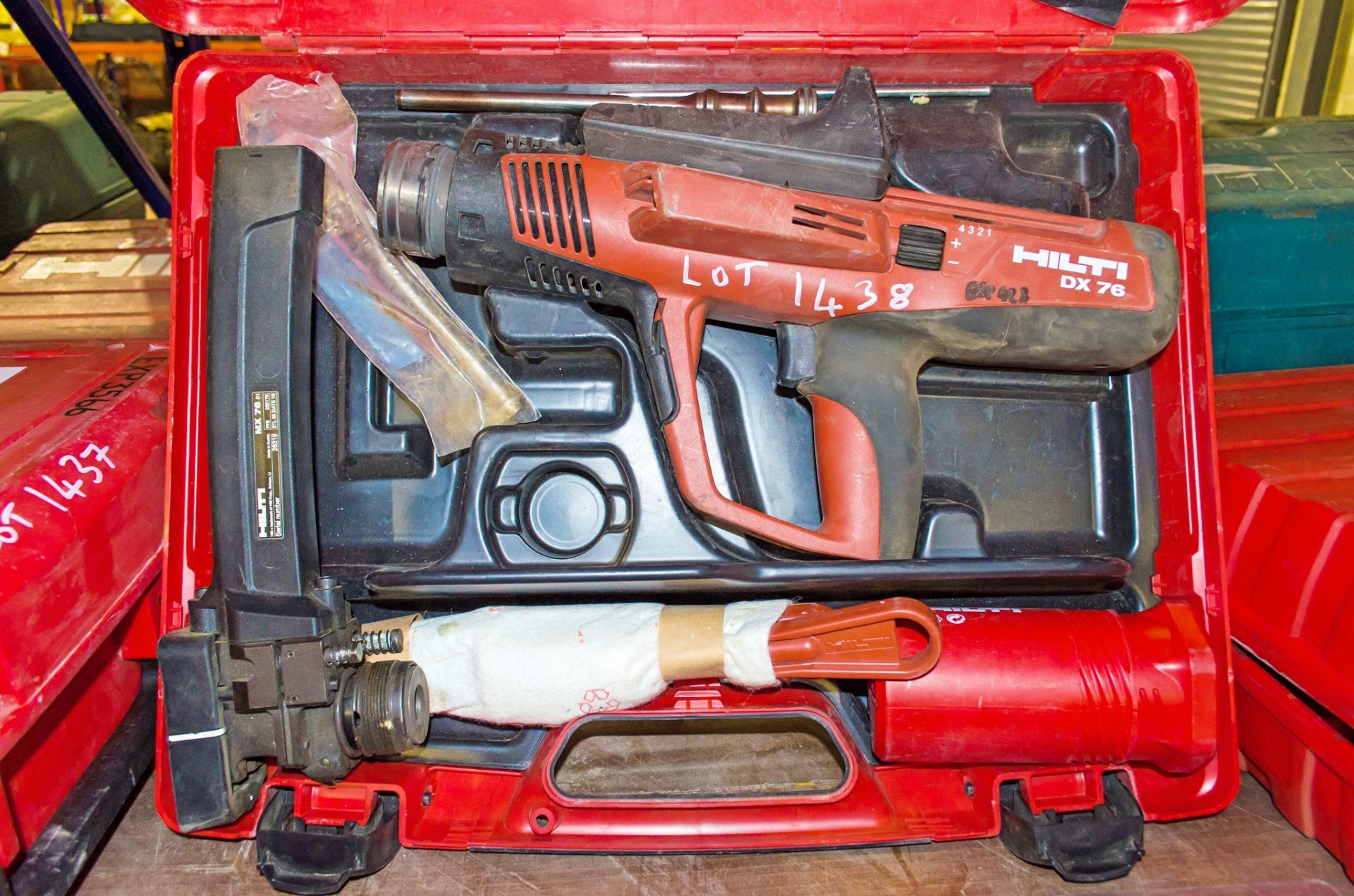 Hilti DX76 nail gun c/w carry case EXP428