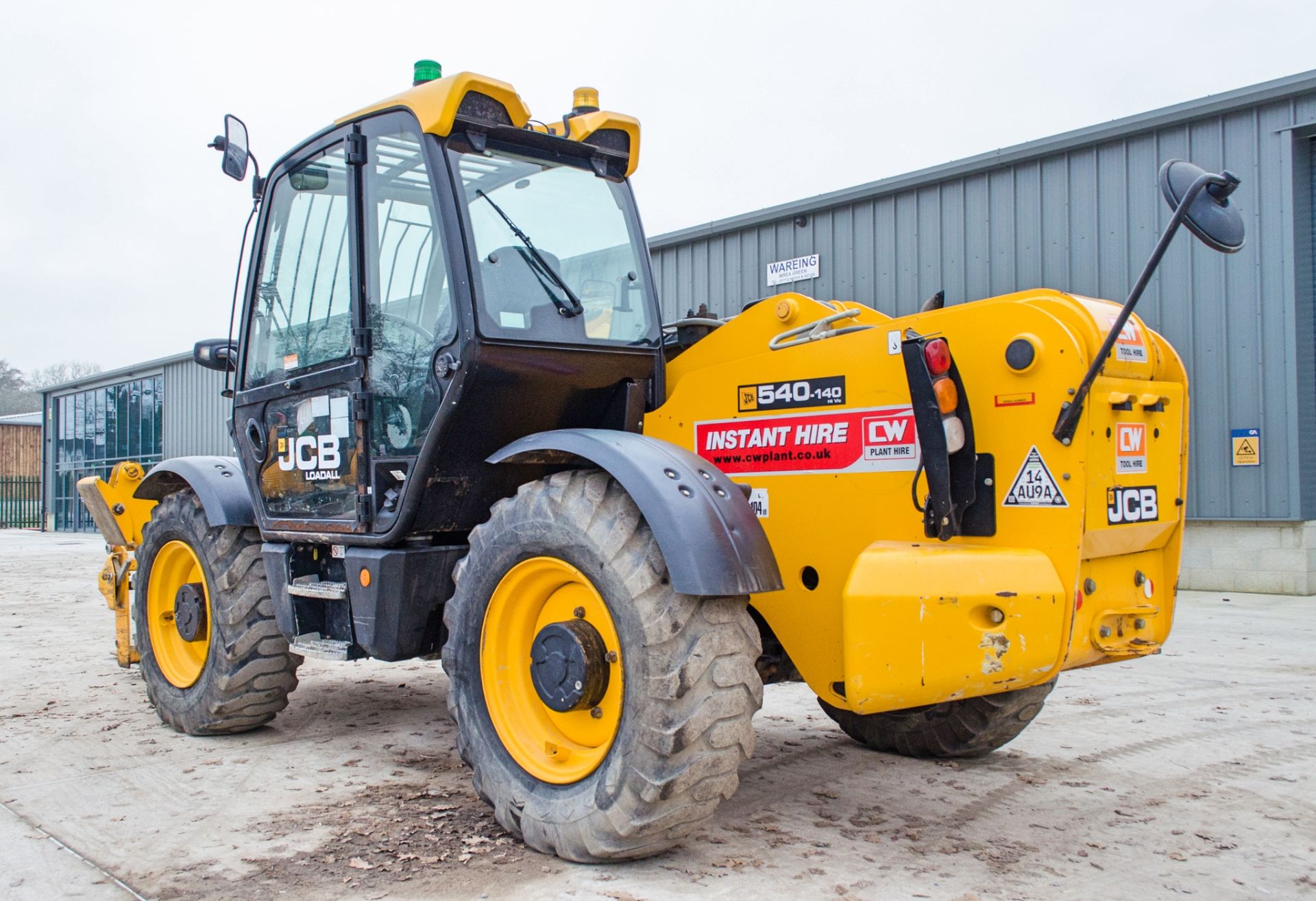 JCB 540-140 14 metre Hi-Viz telescopic handler Year: 2018 S/N: 2730059 Recorded Hours: 2613 E329275 - Image 4 of 23