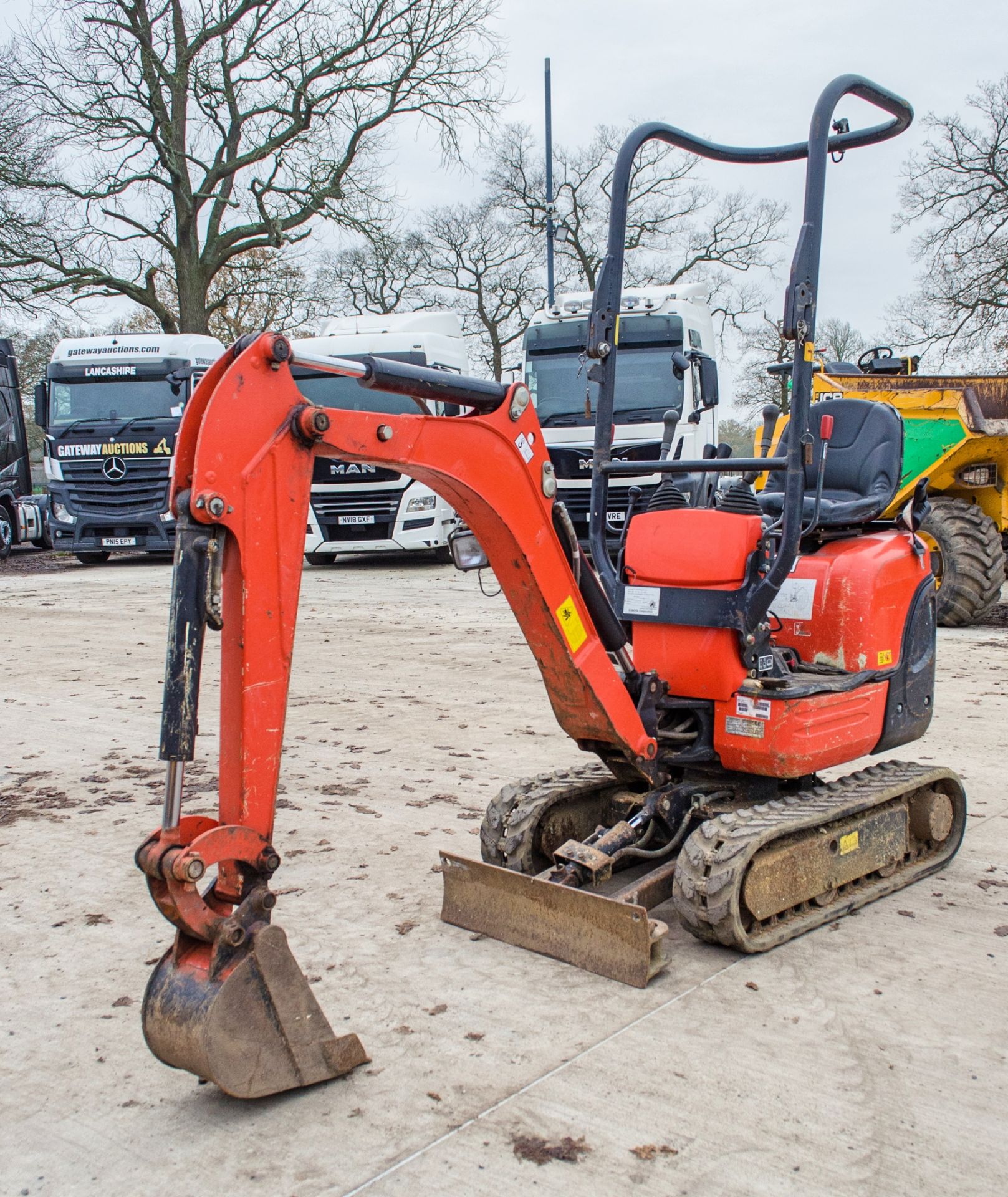 Kubota K008-3 0.8 tonne rubber tracked micro excavator Year: 2018 S/N: 31083 Recorded Hours: 930