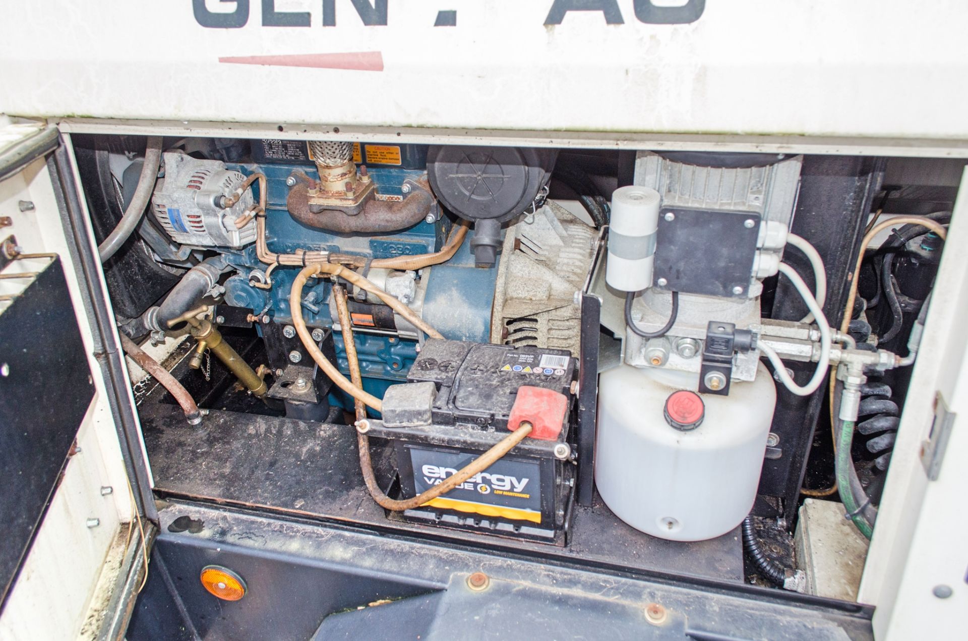 Generac VT-1 fast tow diesel driven tower light Year: 2016 S/N 1604285 Recorded hours: 1751 A753983 - Image 9 of 9