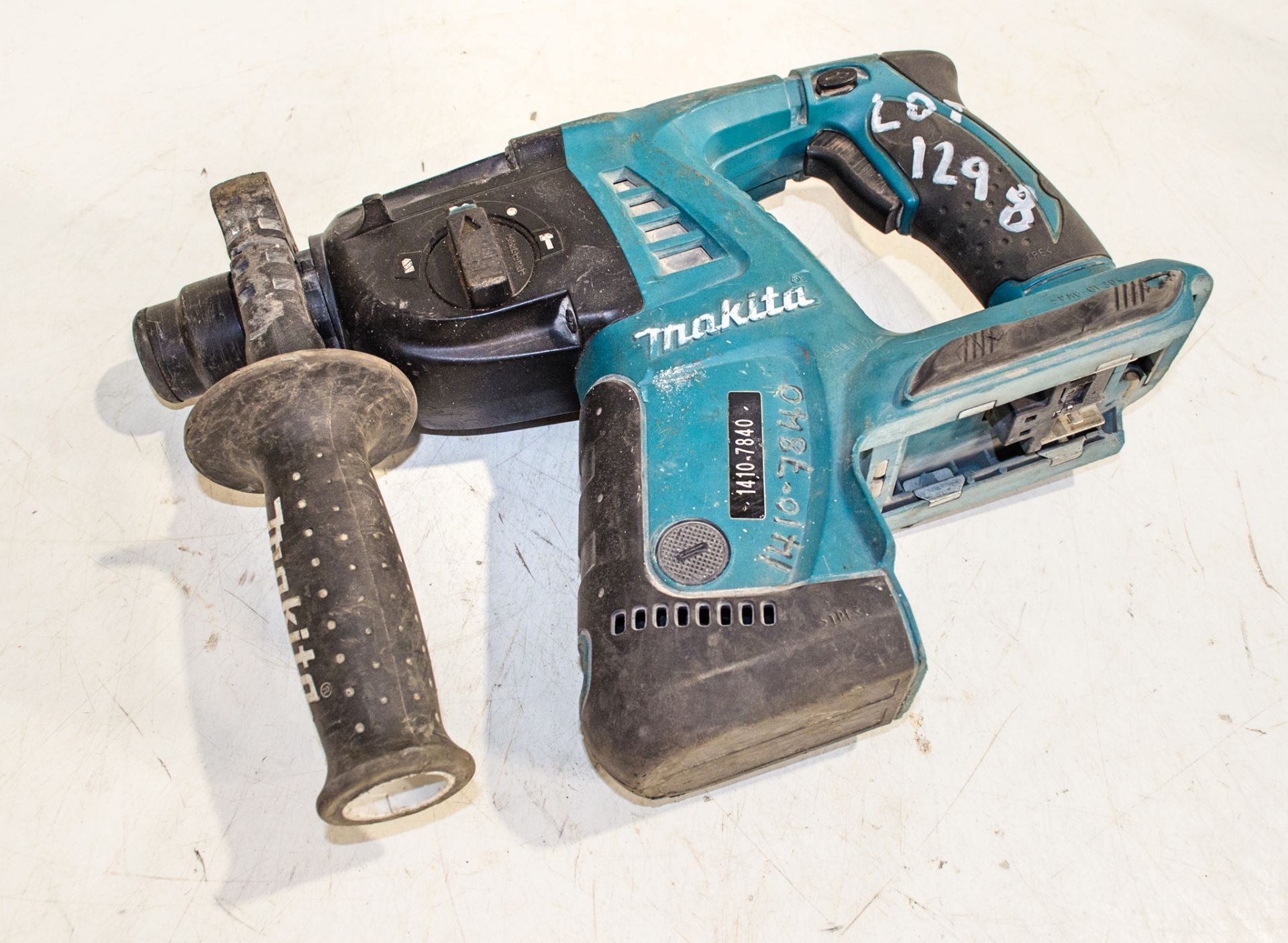 Makita BHR262 36v cordless SDS rotary hammer drill ** No battery or charger ** 14107840