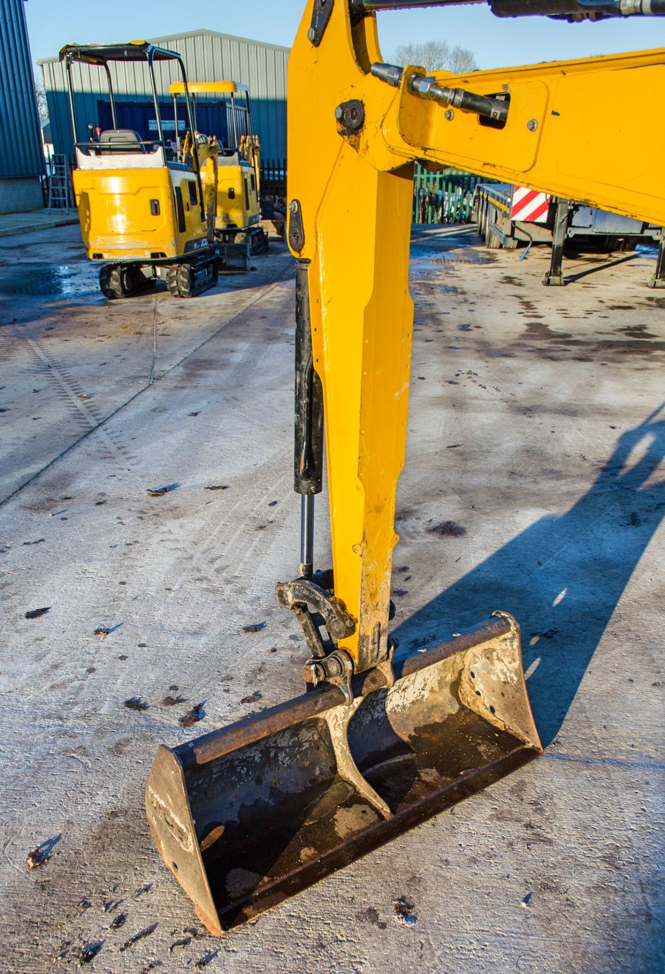 JCB 15C-2 1.5 tonne rubber tracked mini excavator Year: 2019 S/N: 2710019 Recorded hours: 927 Blade, - Image 12 of 21