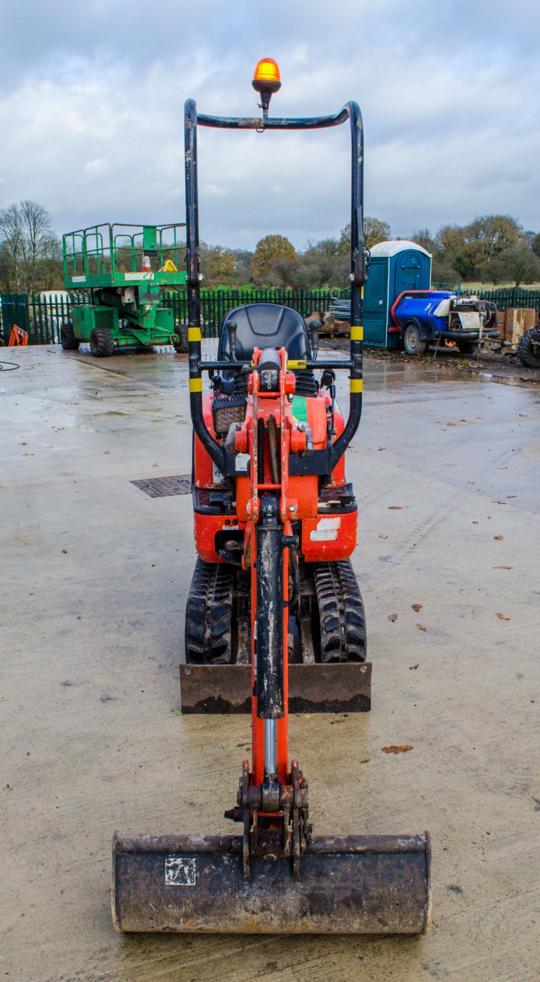 Kubota K008-3 0.8 tonne rubber tracked micro excavator Year: 2015 S/N: 26190 Recorded Hours: 1286 - Image 5 of 21