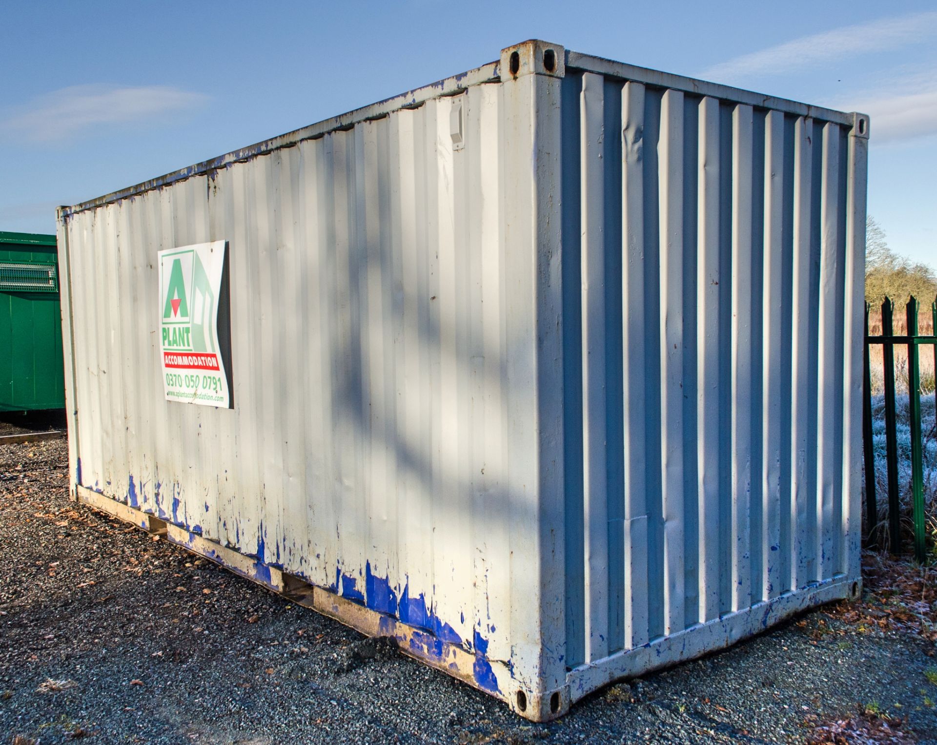 20 ft x 8 ft steel shipping container BV0910 - Image 4 of 5