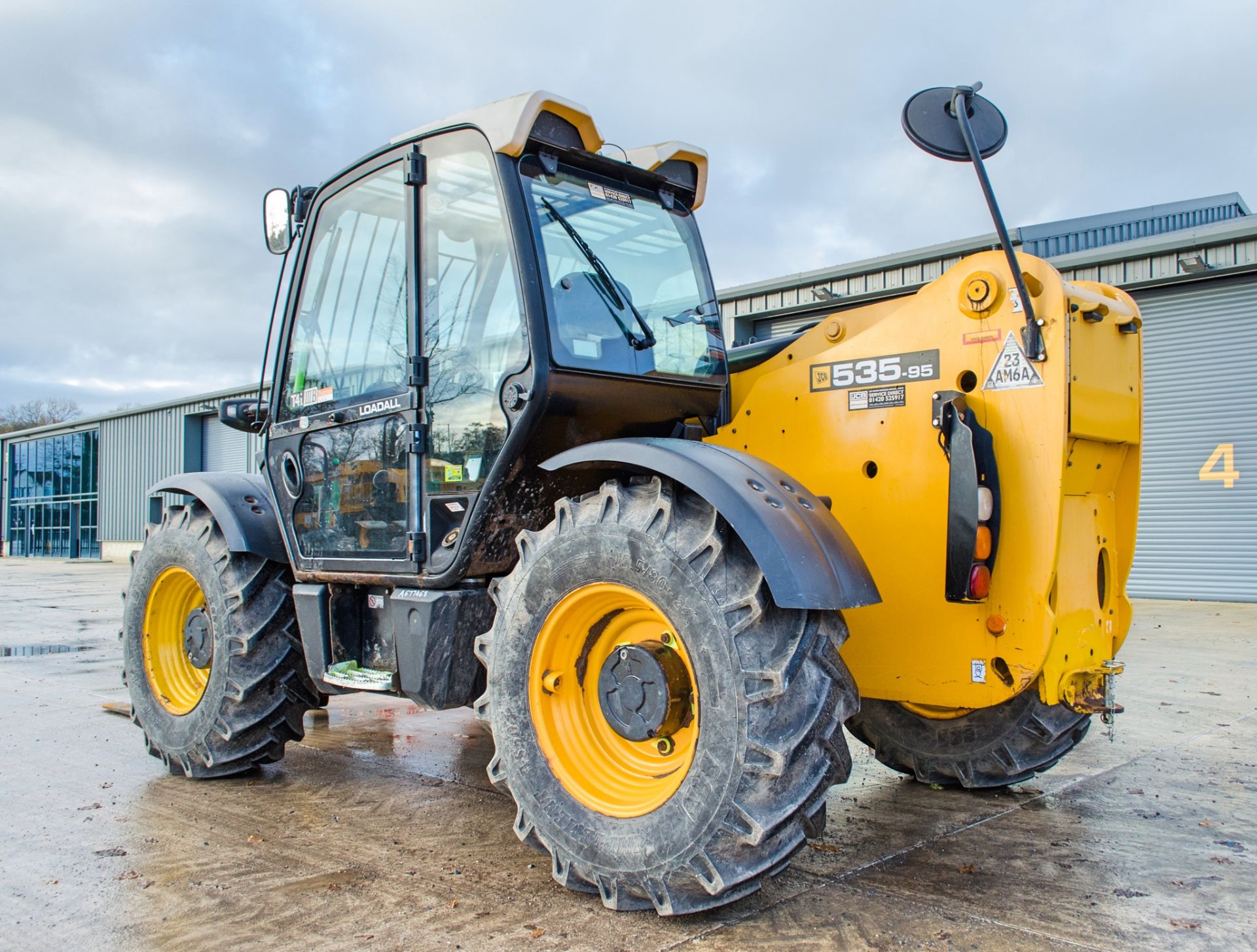 JCB 535-95 9.5 metre telescopic handler Year: 2015 S/N: 2349642 Recorded Hours: 1807 A677468 ** - Image 4 of 26