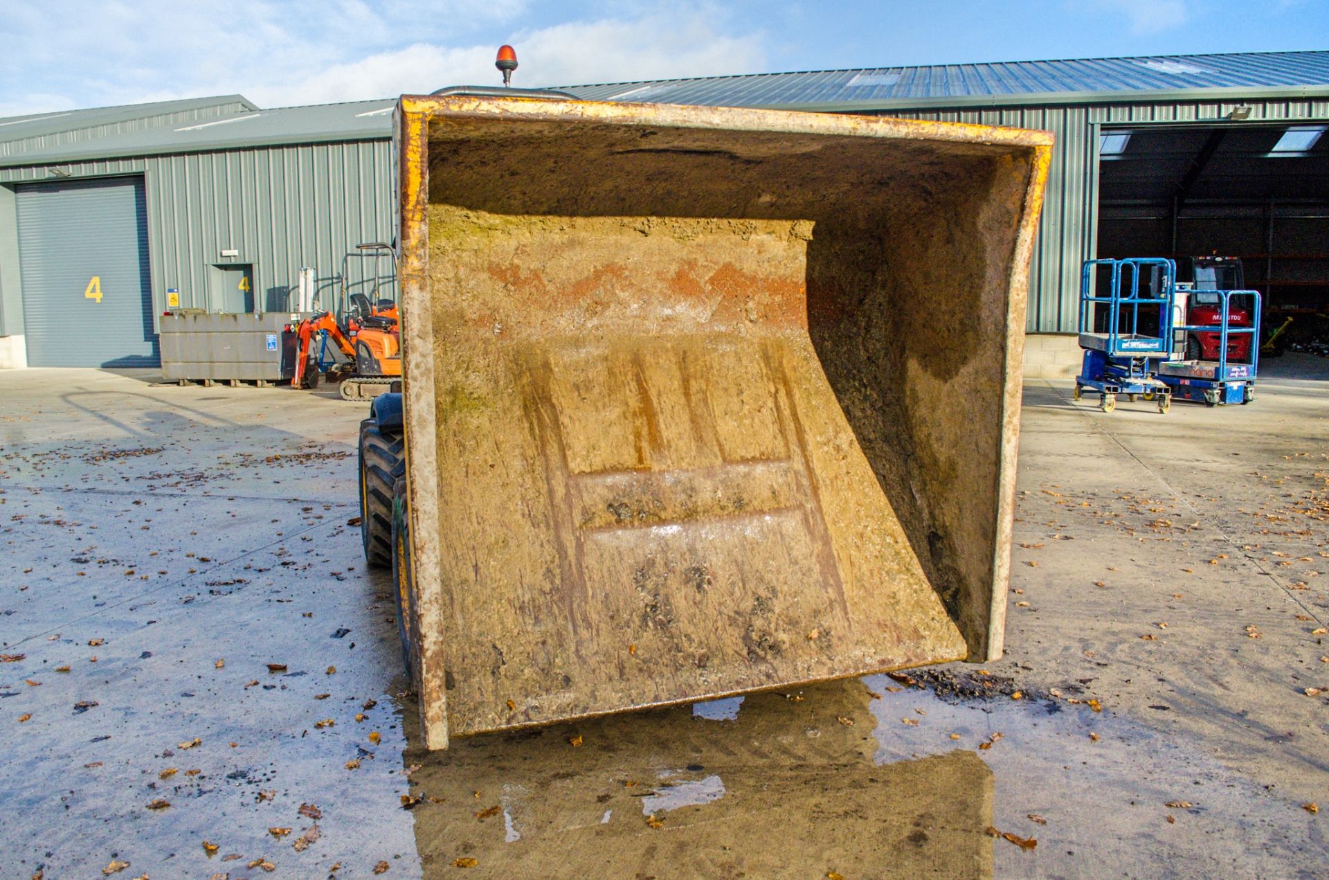 JCB 3 tonne straight skip dumper Year: 2015  S/N: RE8399 Recorded hours: 1071 A669033 - Image 14 of 20