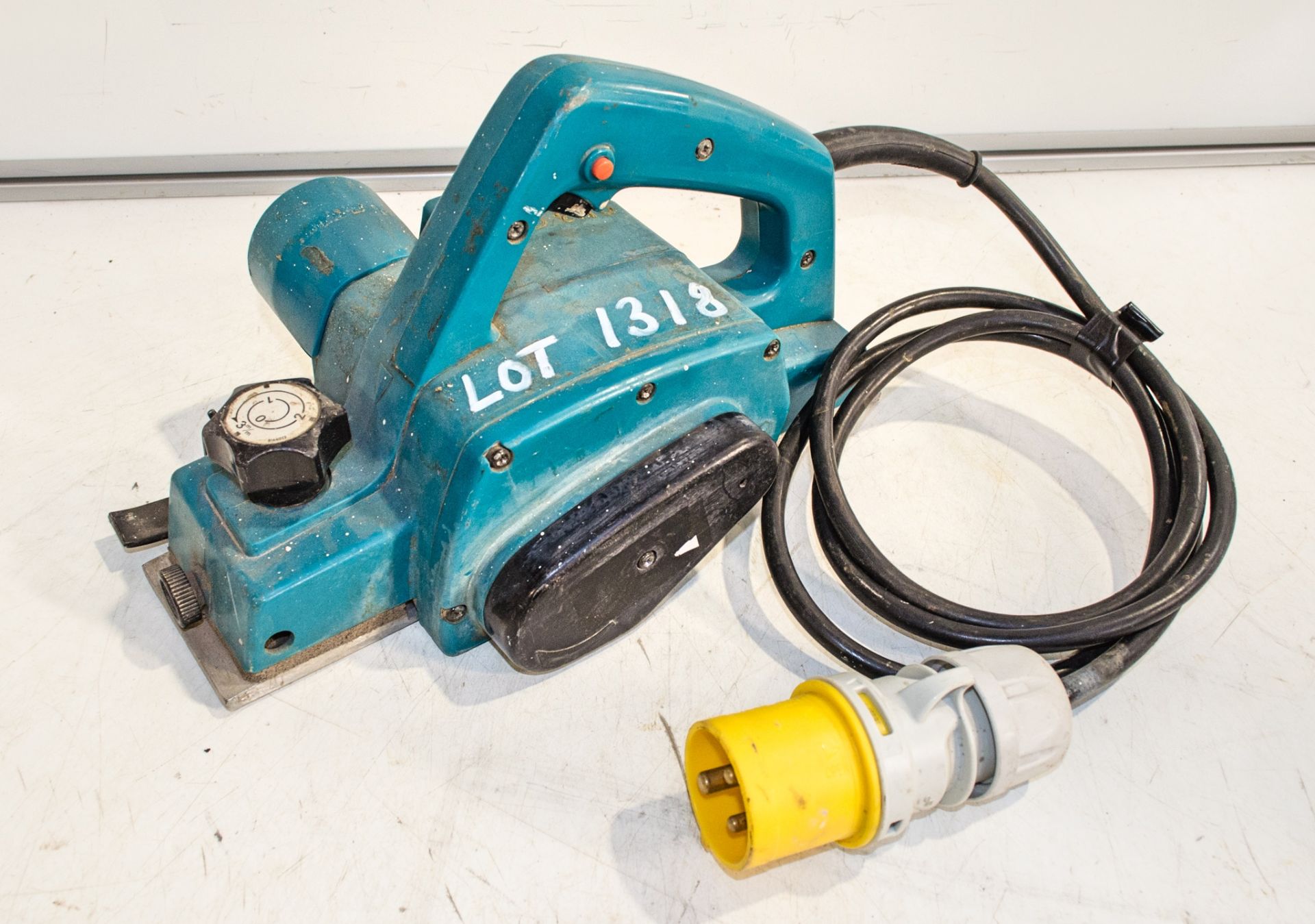 Makita 1923H 110v planer 01130284