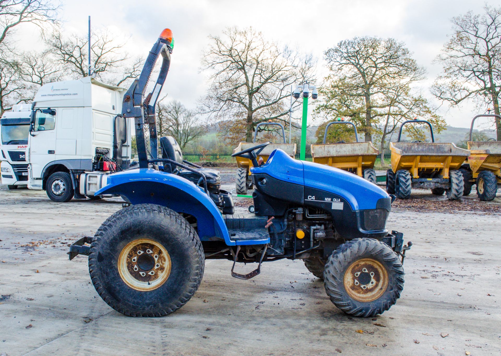 New Holland TC400 4wd diesel tractor Year: 2007 S/N: GBB525841 Recorded Hours: 2121 A438233 - Image 7 of 18