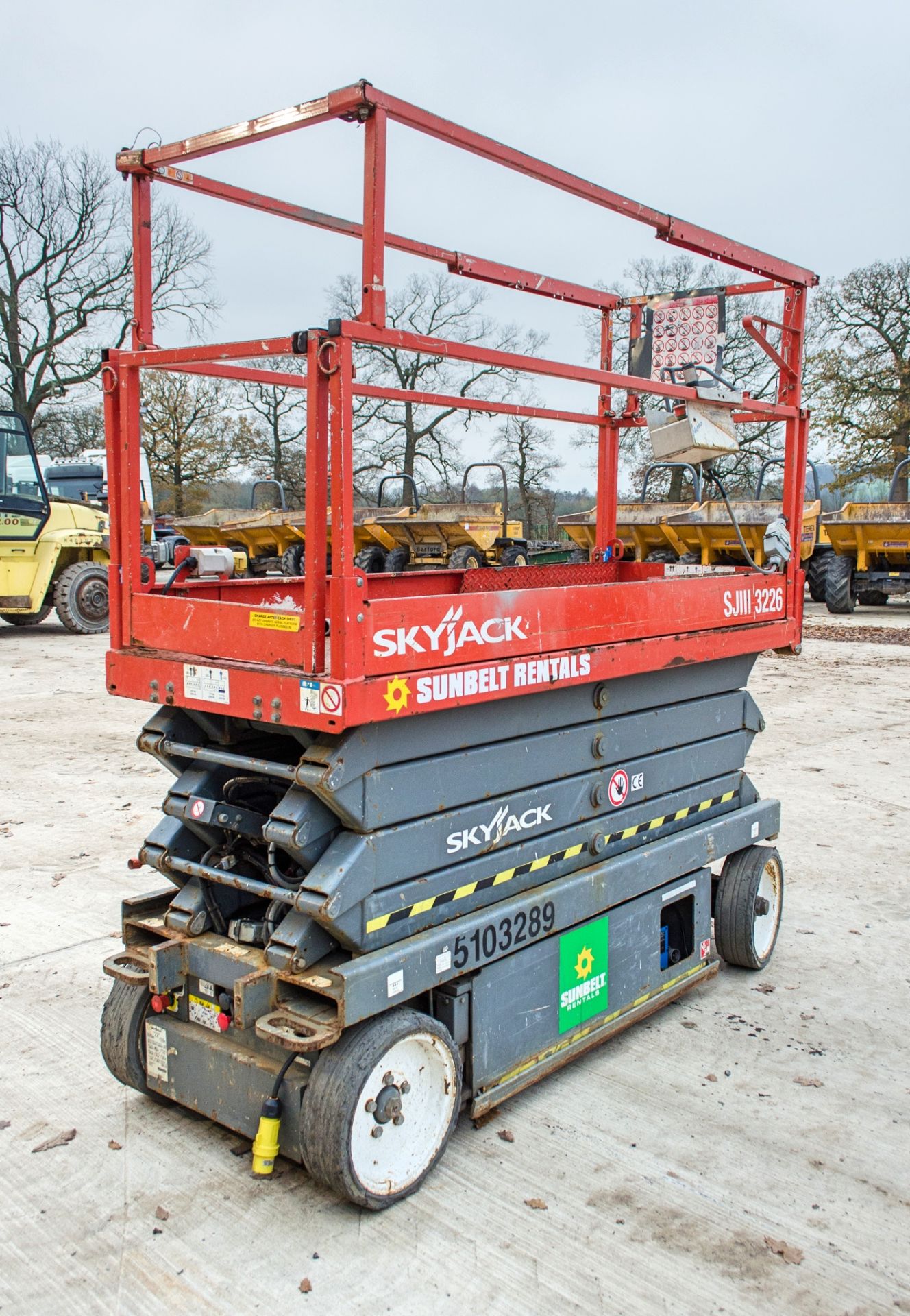 Skyjack SJIII3226 battery electric scissor lift access platform Year: 2014 S/N: 27018415 - Image 3 of 7