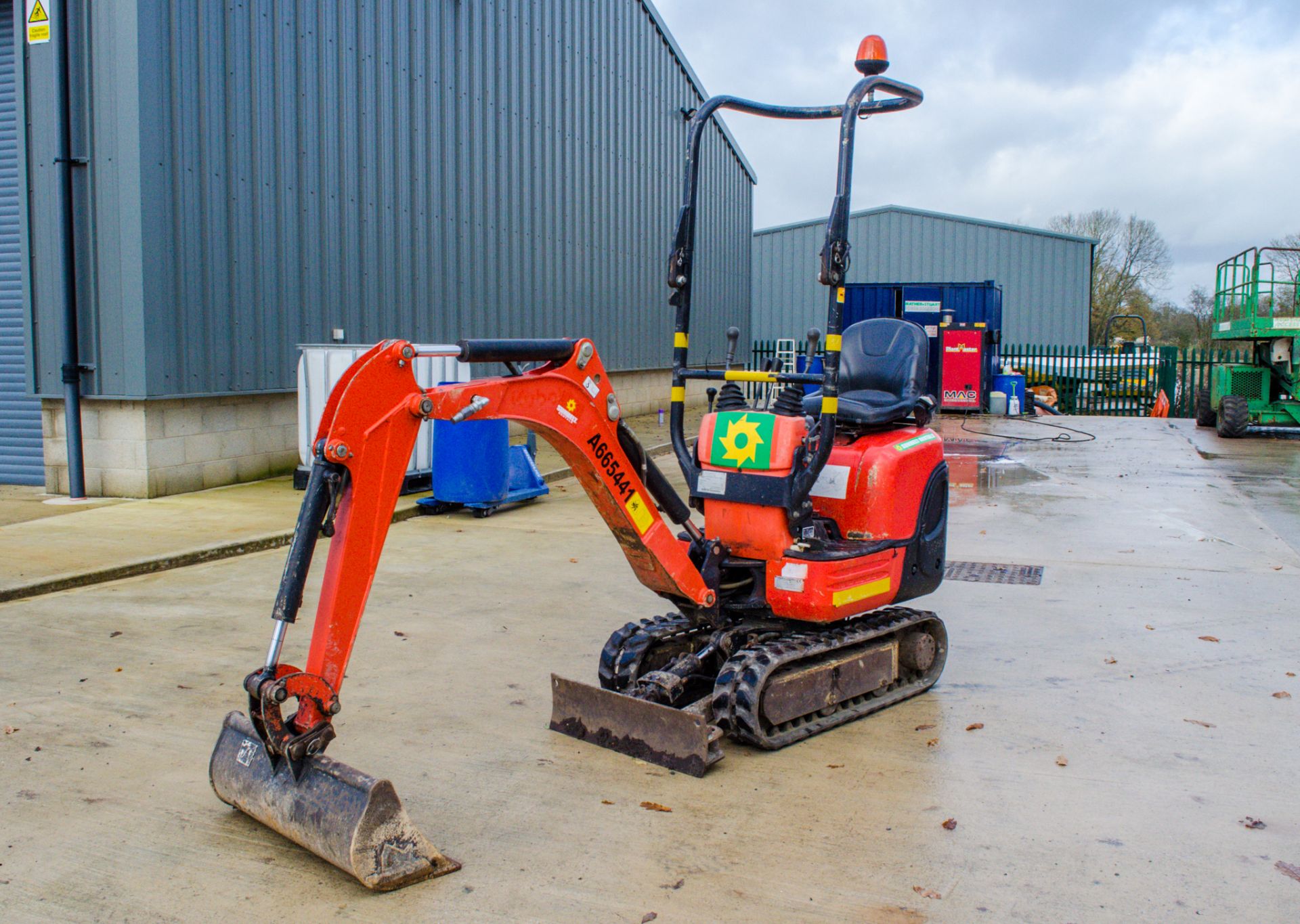 Kubota K008-3 0.8 tonne rubber tracked micro excavator Year: 2015 S/N: 26190 Recorded Hours: 1286