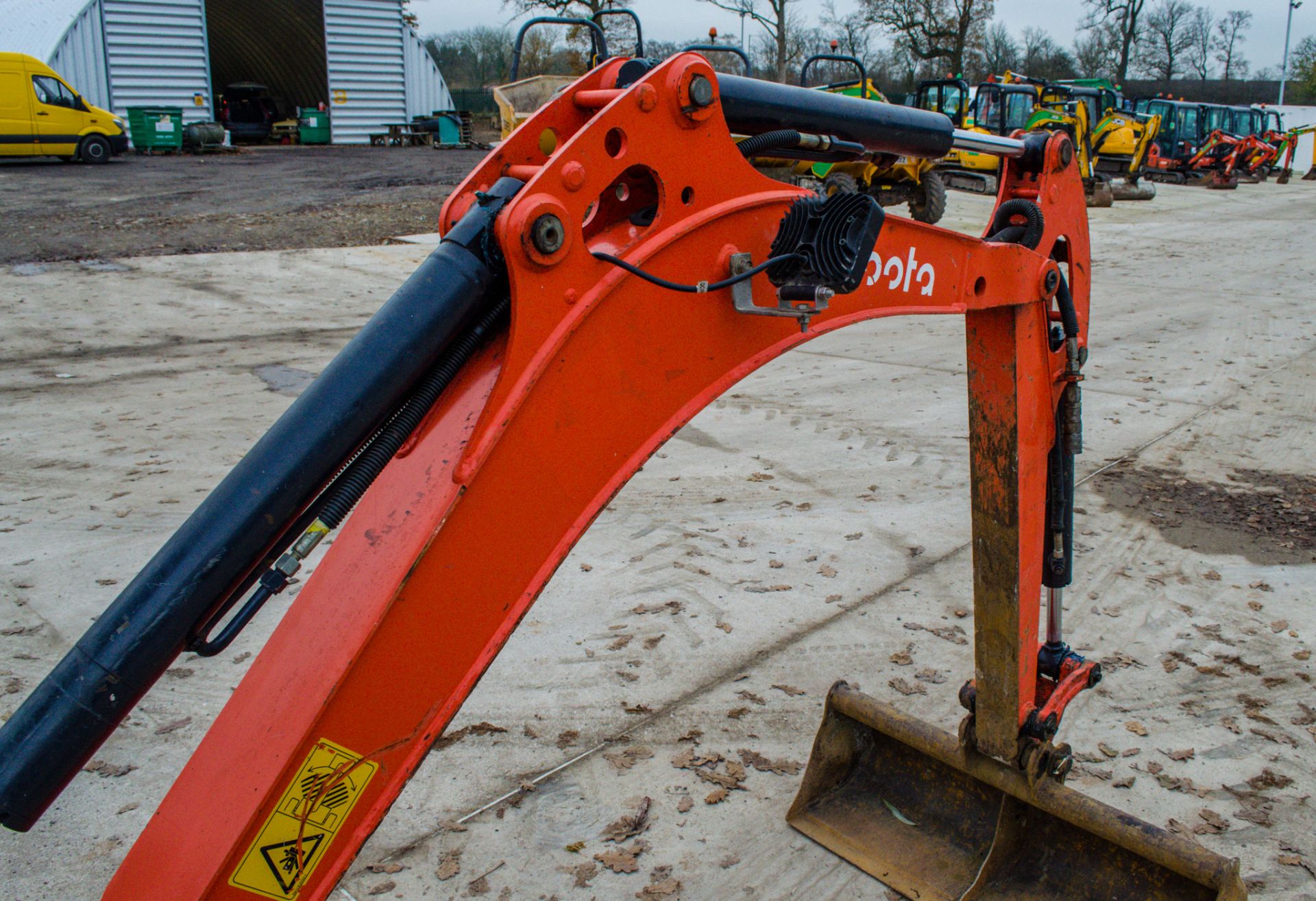 Kubota KX015-4 1.5 tonne rubber tracked mini excavator Year: 2014 S/N: 58110 Recorded Hours: 3079 - Image 11 of 20