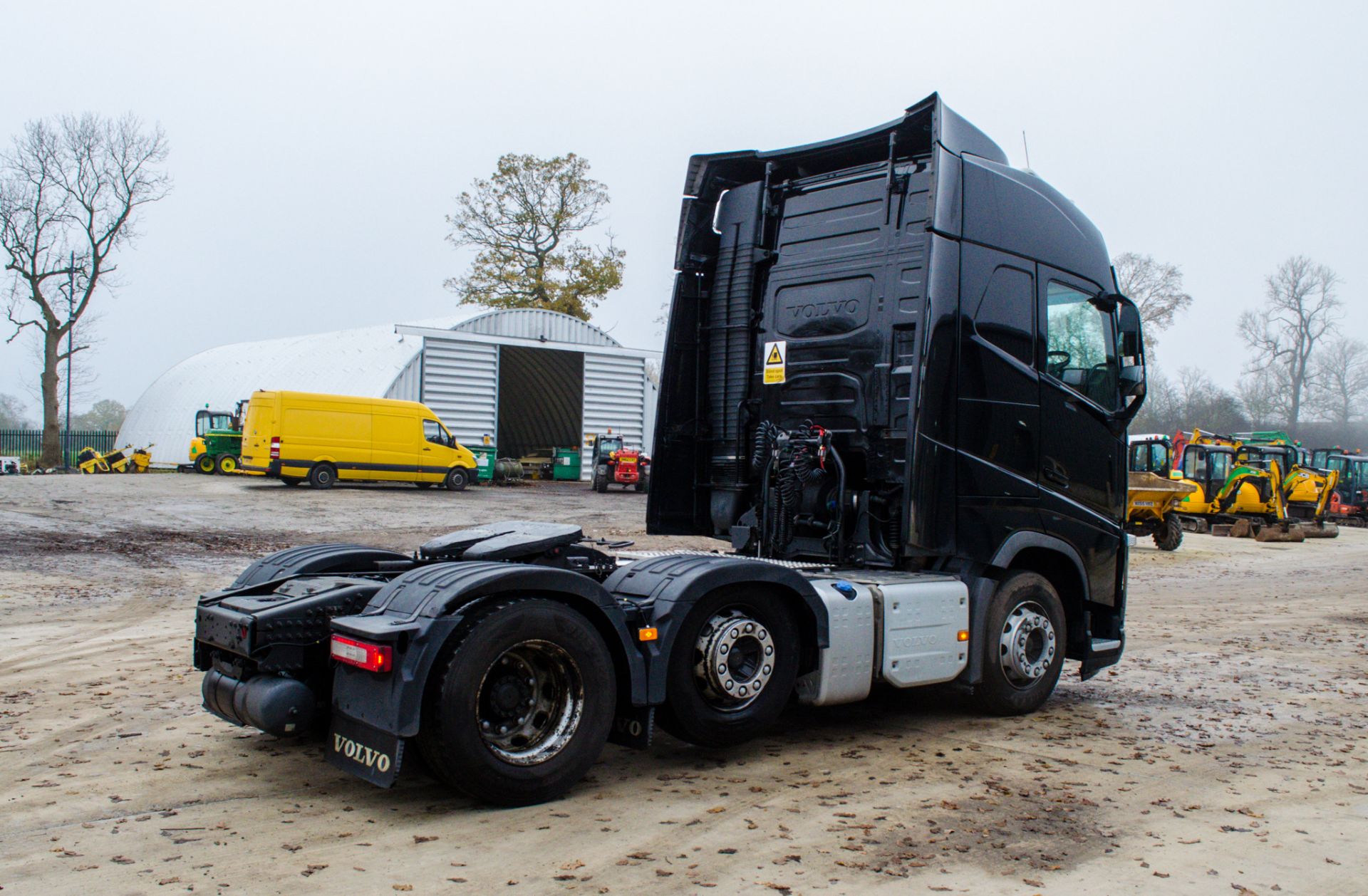 Volvo FH Euro 6-C 6x2 tractor unit Registration Number: PE17 JHK Date of Registration: 01/05/2017 - Image 3 of 26