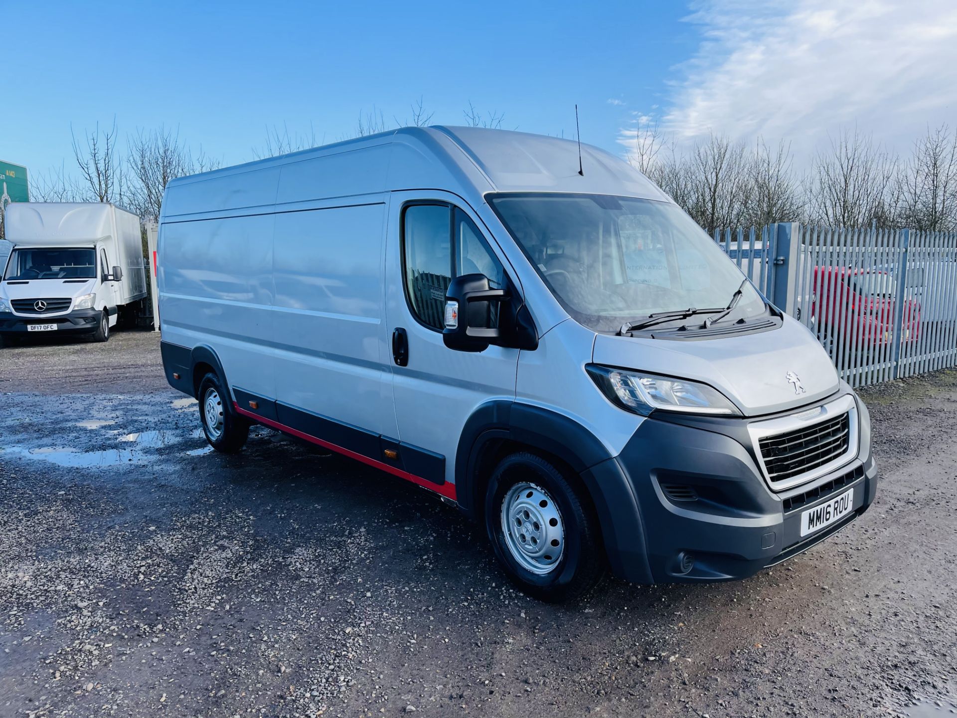 Peugeot Boxer 2.2 HDI Professional L4 H2 2016 '16 Reg' Sat Nav - Air Con - Metallic Silver