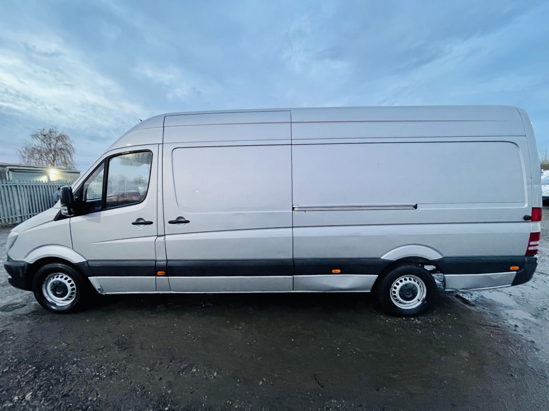 Mercedes Benz Sprinter 2.1 313 CDI L3 H3 2014 '14 Reg' - Metallic Silver - Image 5 of 18