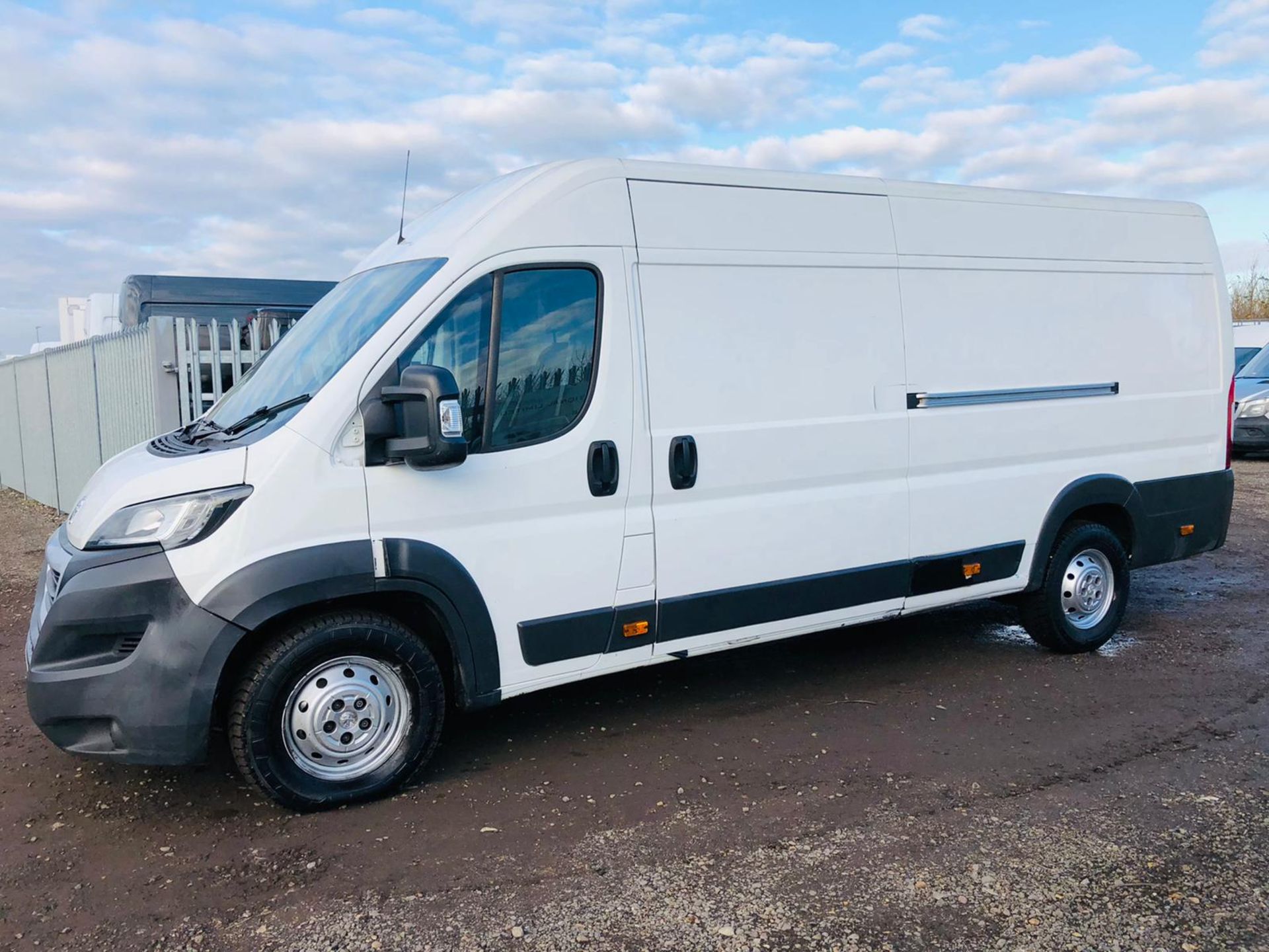 Peugeot Boxer 2.2 HDI 435 Professional L4 H2 2014 '64 Reg' Sat Nav - Air Con - Only Done 76K - Image 4 of 24