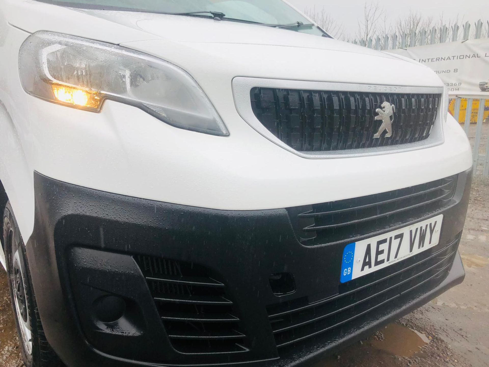 ** ON SALE ** Peugeot Expert 2.0 Blue HDI Standard 120 L2 H1 2017 '17 Reg' Euro 6b ULEZ Compliant - Image 6 of 24