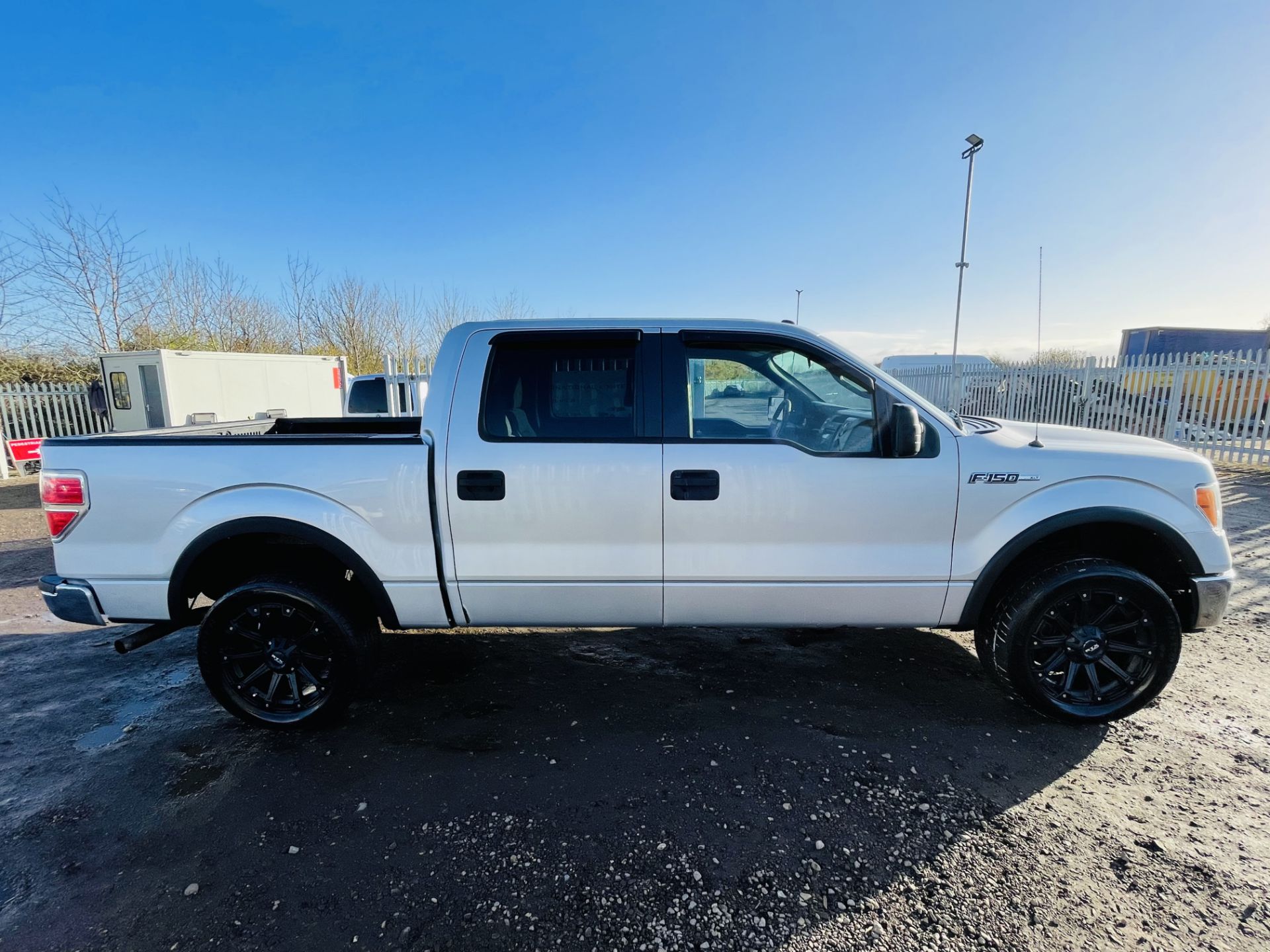 Ford F-150 5.0L V8 XLT Edition 4WD Super-Crew '2011 Year' A/C - Cruise Control - Chrome Pack - Image 7 of 23