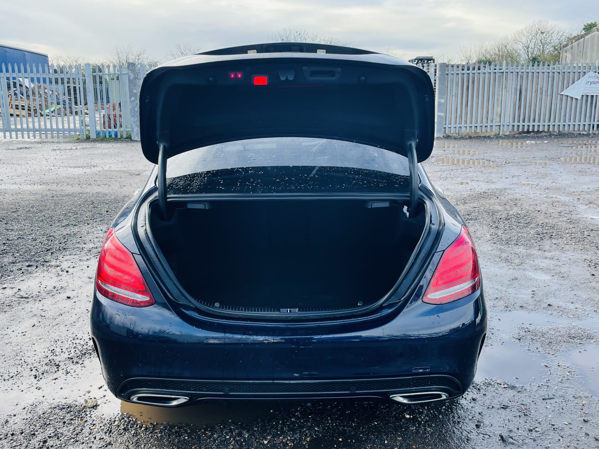 Mercedes Benz C200 AMG Line Premium 7G Auto 2016 '16 Reg' Sat Nav - ULEZ Compliant - Panoramic Roof - Image 12 of 44