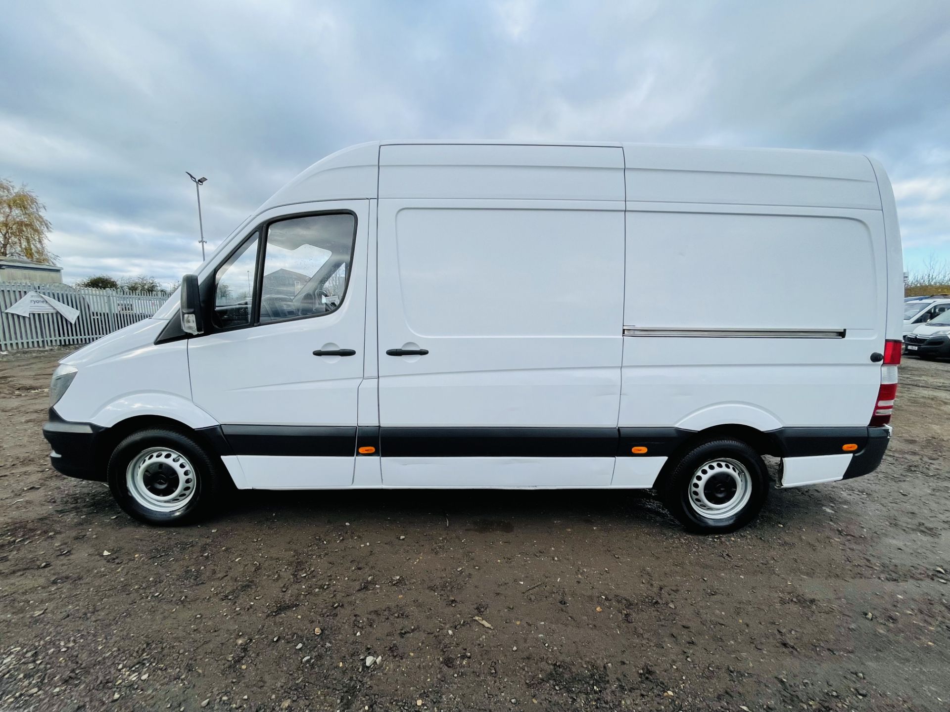 Mercedes-Benz Sprinter 2.1 313 CDI L2 H3 2014 '14 Reg' - Medium Wheel Base - High Roof - Image 6 of 18