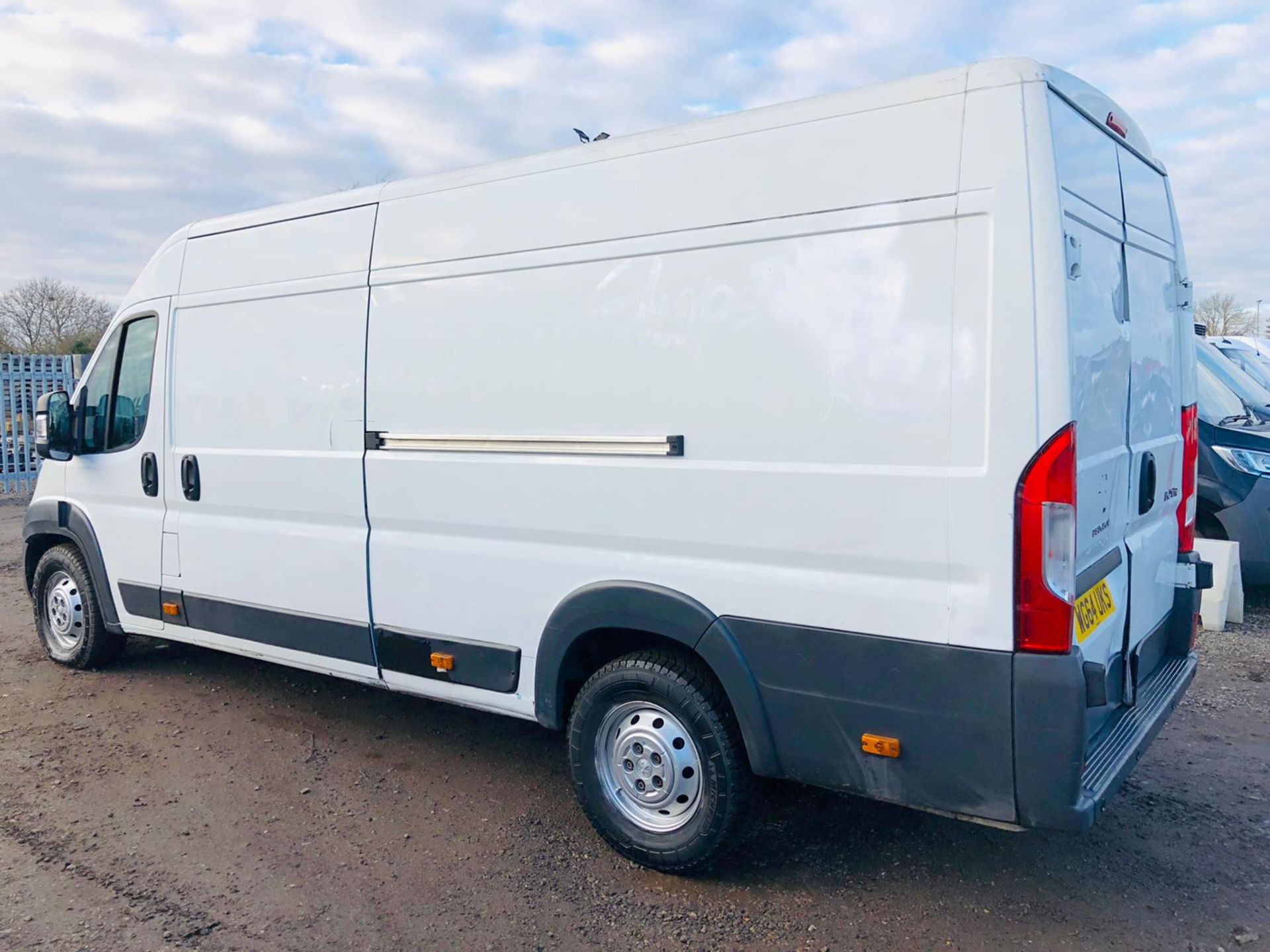 Peugeot Boxer 2.2 HDI 435 Professional L4 H2 2014 '64 Reg' Sat Nav - Air Con - Only Done 76K - Image 12 of 24