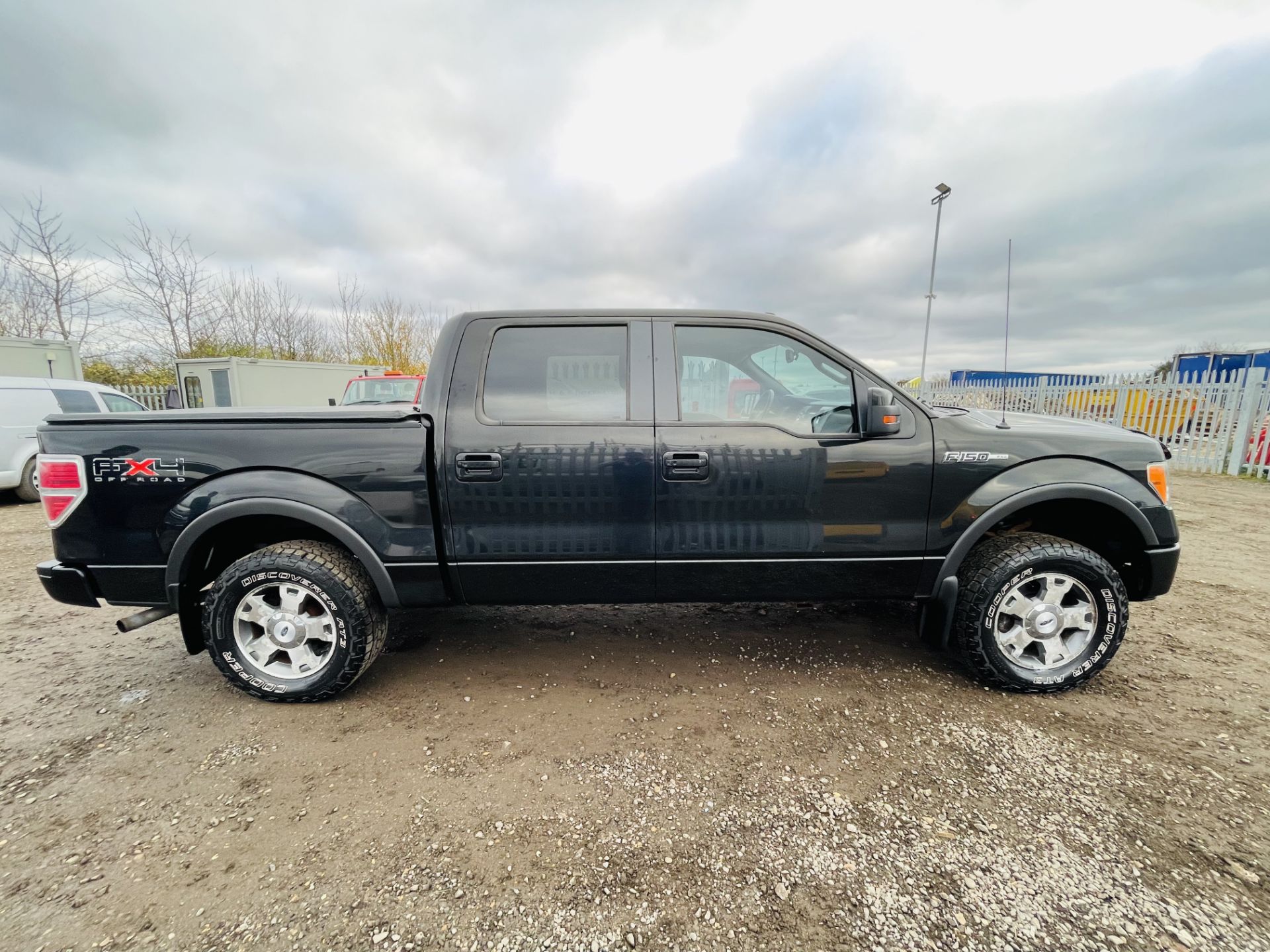 Ford F-150 3.5L V6 SuperCab 4WD FX4 Edition '2010 Year' Colour Coded Package - Top Spec - Image 8 of 24