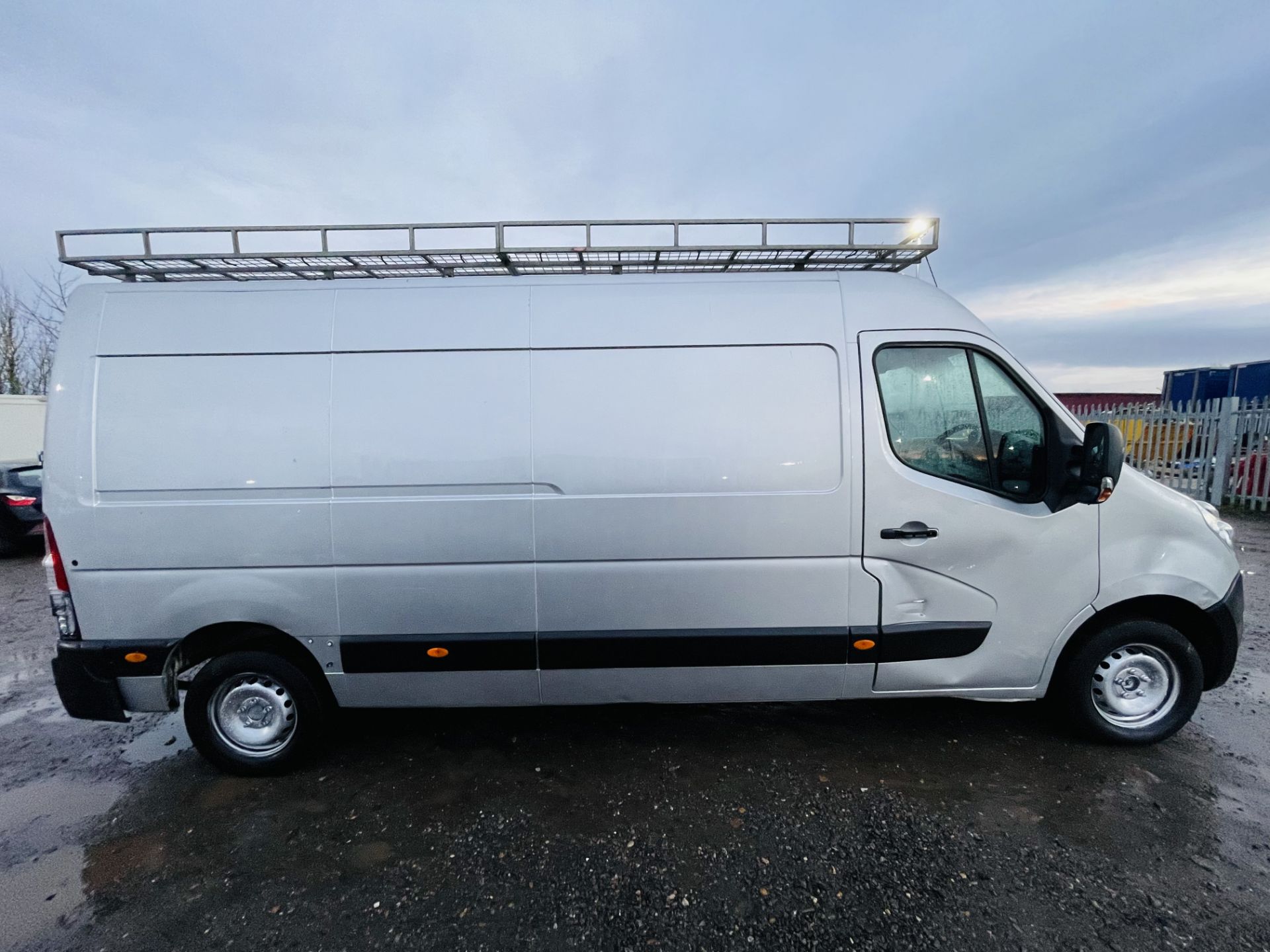 Vauxhall Movano 2.3 CDTI F3500 L3 H2 Eco-Flex BiTurbo 2015 '15 Reg' - Elec Pack - Image 17 of 21