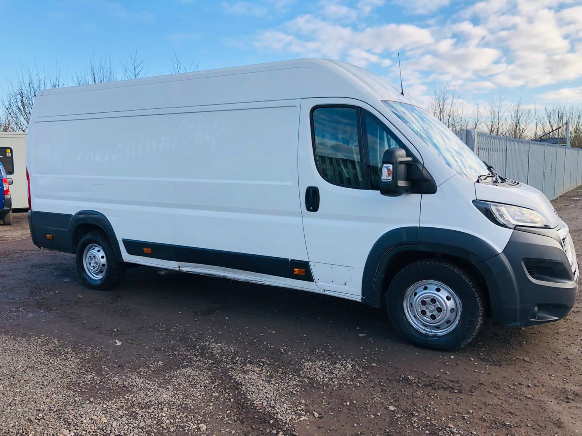 Peugeot Boxer 2.2 HDI 435 Professional L4 H2 2014 '64 Reg' Sat Nav - Air Con - Only Done 76K