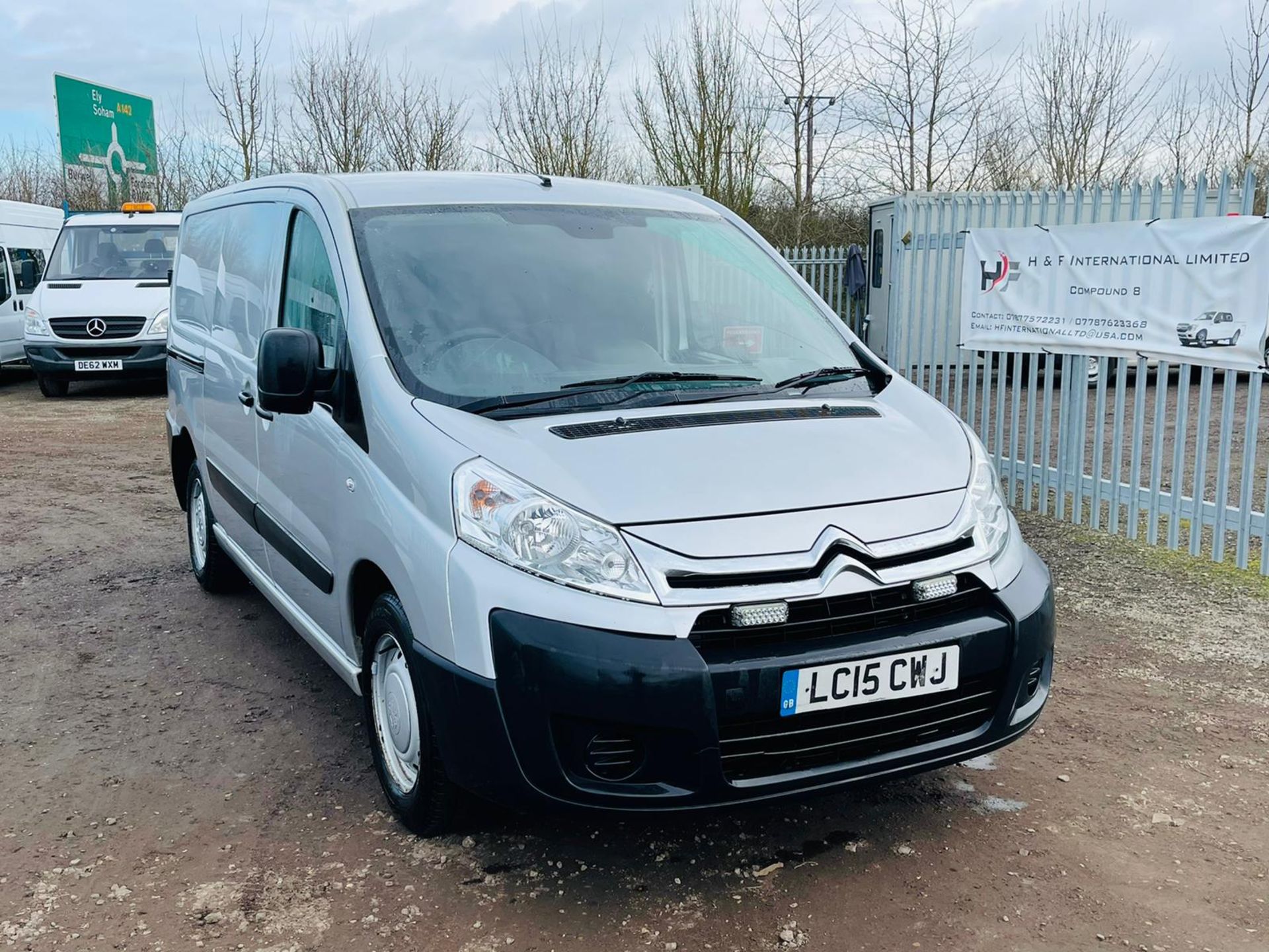 ** ON SALE ** Citreon Dispatch 2.0 HDI 125 1200 LCV L2 H1 2015 '15 Reg' Air Con - Panel Van- Silver - Image 3 of 22