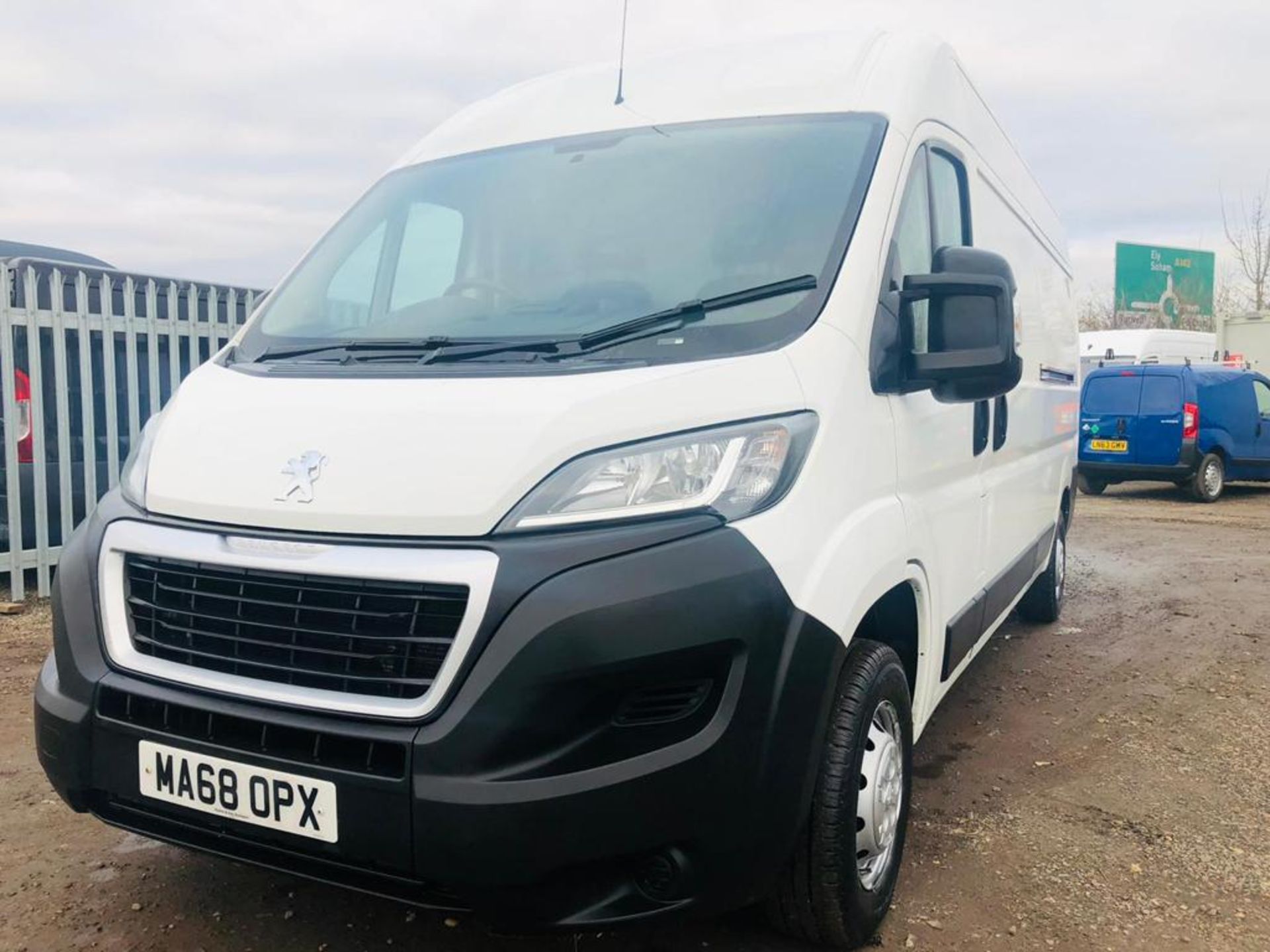 Peugeot Boxer 2.0 BlueHDI 130 335 L3 H2 2018 ' 68 Reg' Euro 6B - ULEZ Compliant - Sat Nav - Air Con - Image 5 of 30