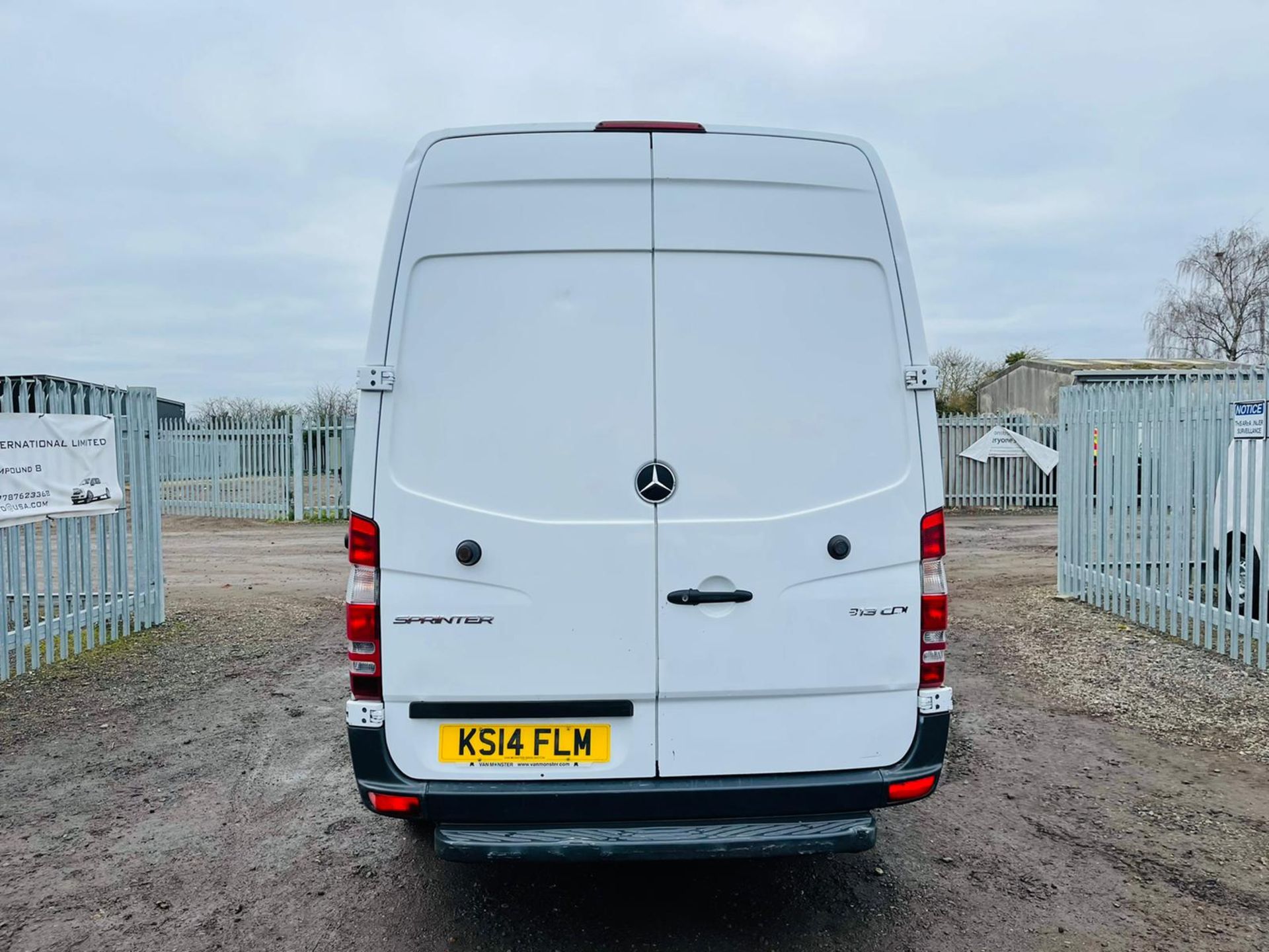 Mercedes-Benz Sprinter 2.1 313 CDI L2 H3 2014 '14 Reg' - Medium Wheel Base - High Roof - Image 12 of 21