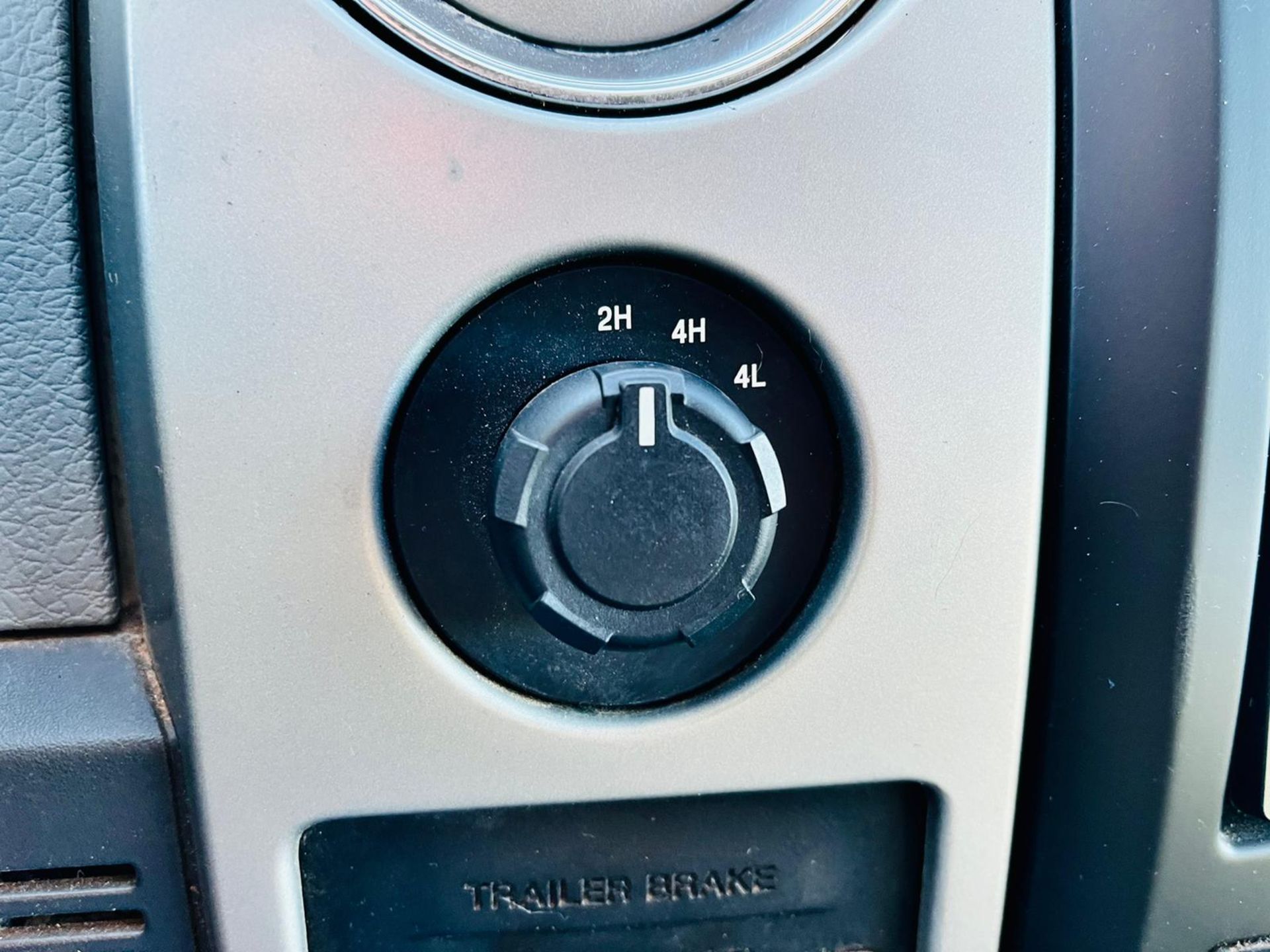 Ford F-150 5.0L V8 XLT Edition 4WD Super-Crew '2011 Year' A/C - Cruise Control - Chrome Pack - Image 22 of 29