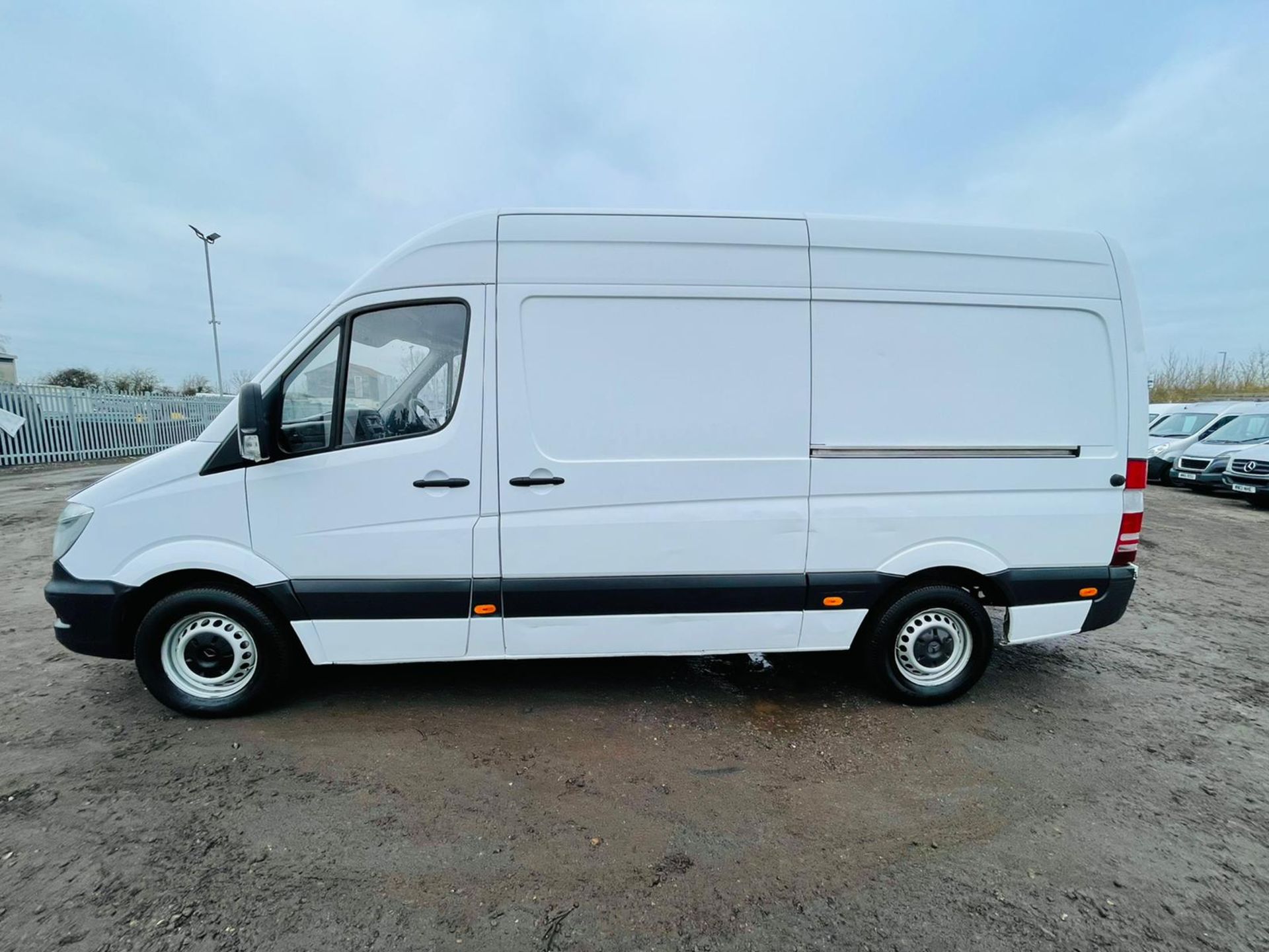 Mercedes-Benz Sprinter 2.1 313 CDI L2 H3 2014 '14 Reg' - Medium Wheel Base - High Roof - Image 7 of 21