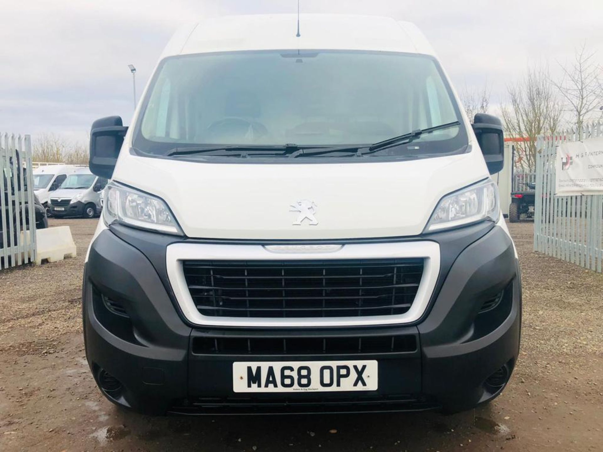 Peugeot Boxer 2.0 BlueHDI 130 335 L3 H2 2018 ' 68 Reg' Euro 6B - ULEZ Compliant - Sat Nav - Air Con - Image 4 of 30