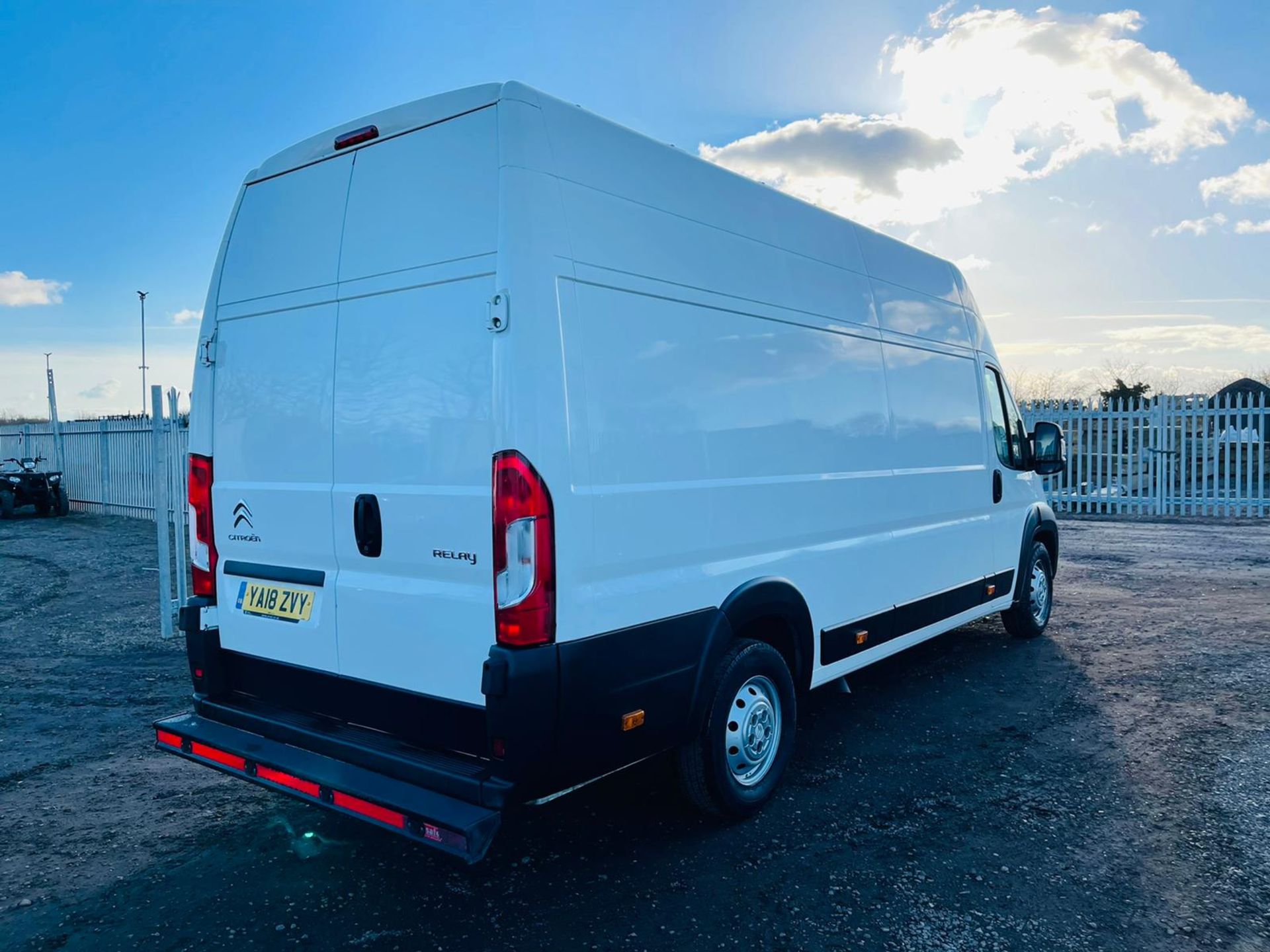 Citroen Relay 2.0 BLUE HDI Enterprise Heavy L4 H3 2018 '18 Reg' A/C - Euro 6 - ULEZ Compliant - Image 12 of 20