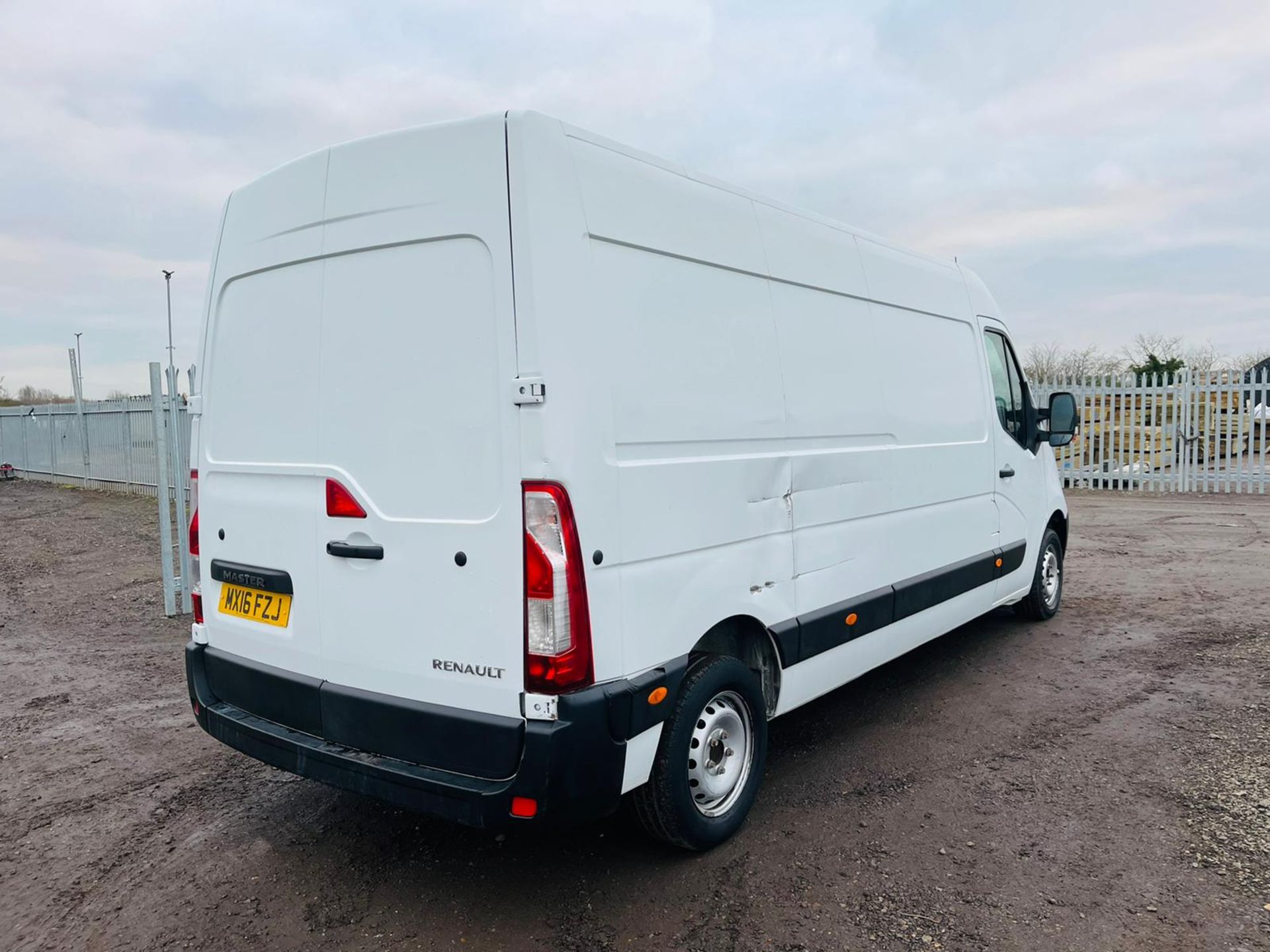 Renault Master 2.3 DCI 110 Business LM35 L3 H2 2016 '16 reg' Fridge/Freezer - Fully Insulated - Image 14 of 23