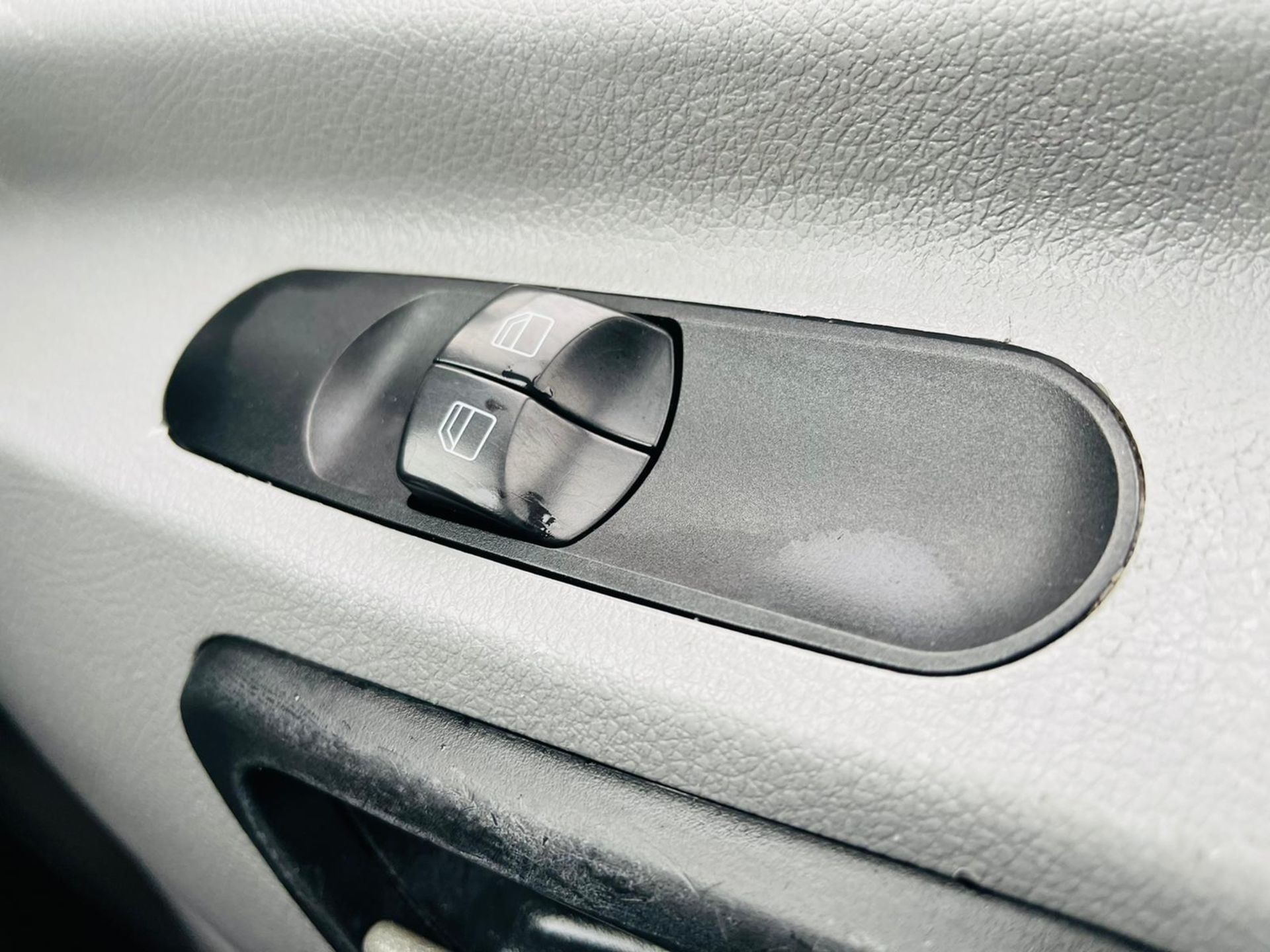 Mercedes Benz Sprinter 2.1 313 CDI GAH Fridge/Freezer Unit 2015 '15 Reg' Fully Insulated - Image 19 of 24