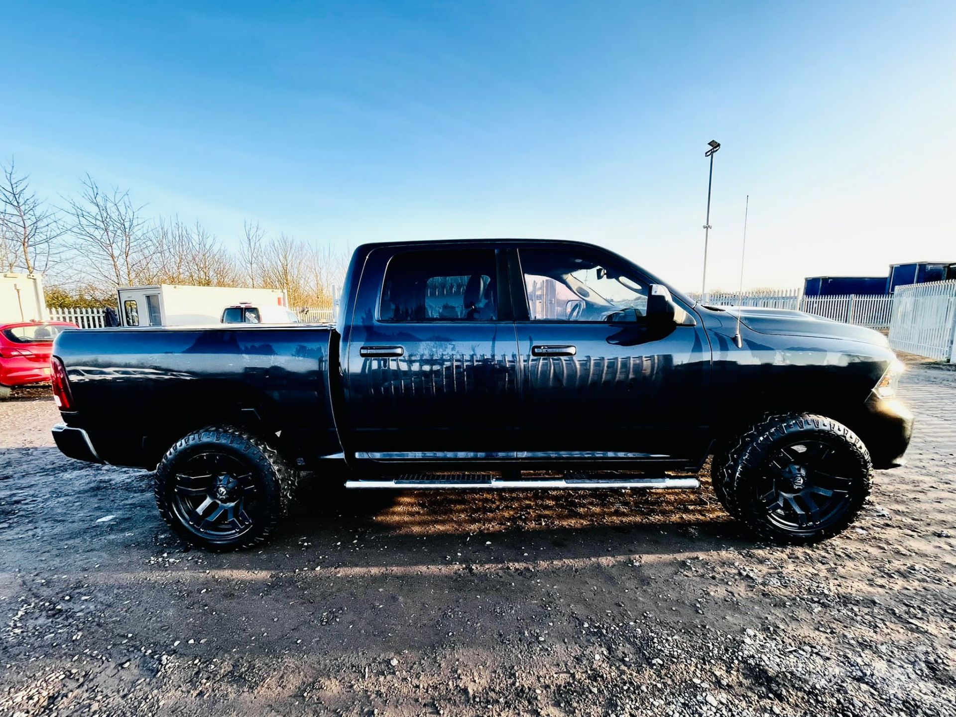 Dodge Ram 5.7 Hemi V8 4WD **Sport Edition** '2013 Year' - Sat Nav - A/C - Full sport spec - Image 11 of 45