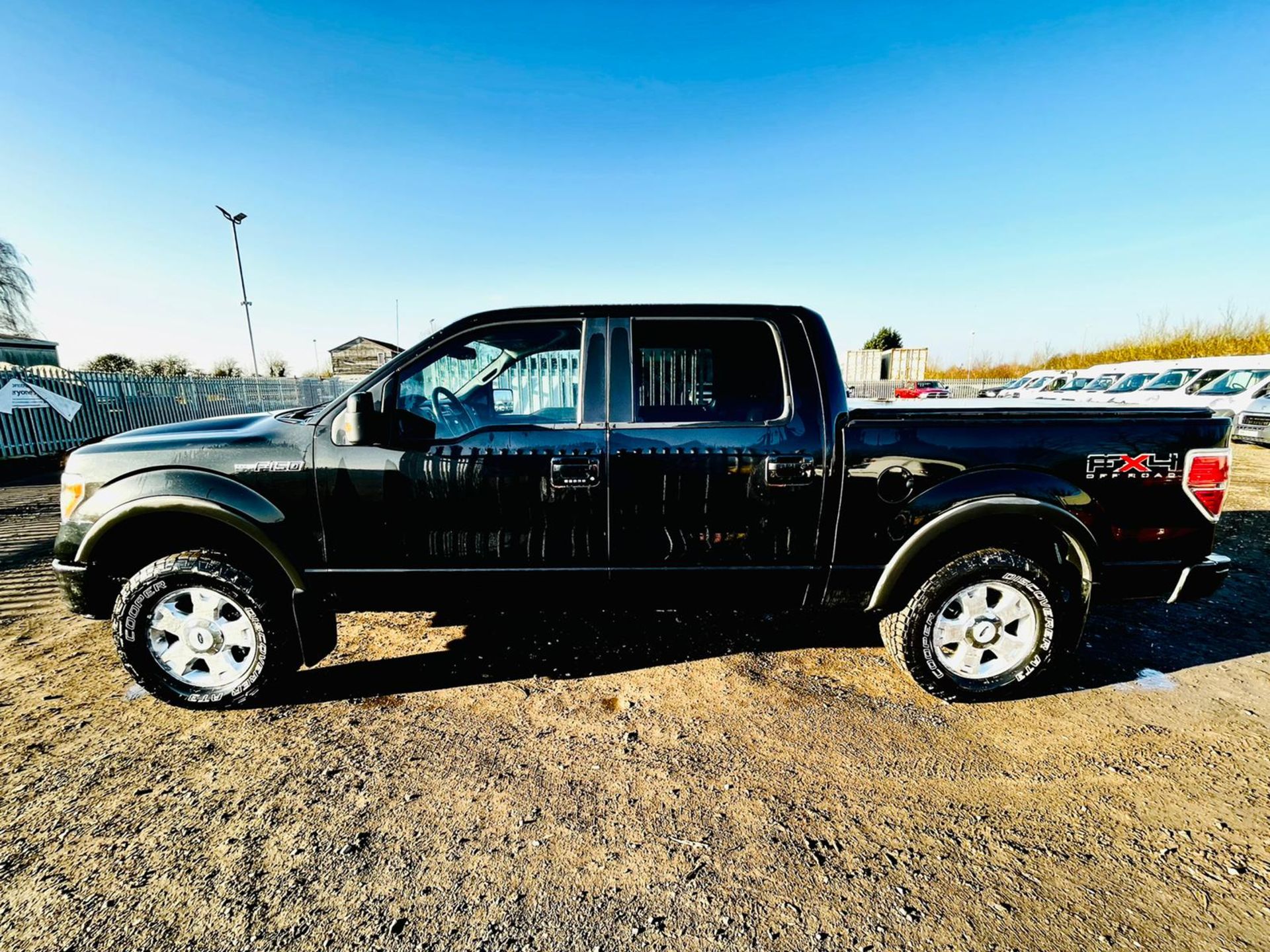 Ford F-150 5.4L V8 SuperCab 4WD FX4 Edition '2010 Year' Colour Coded Package - Top Spec - Image 12 of 44