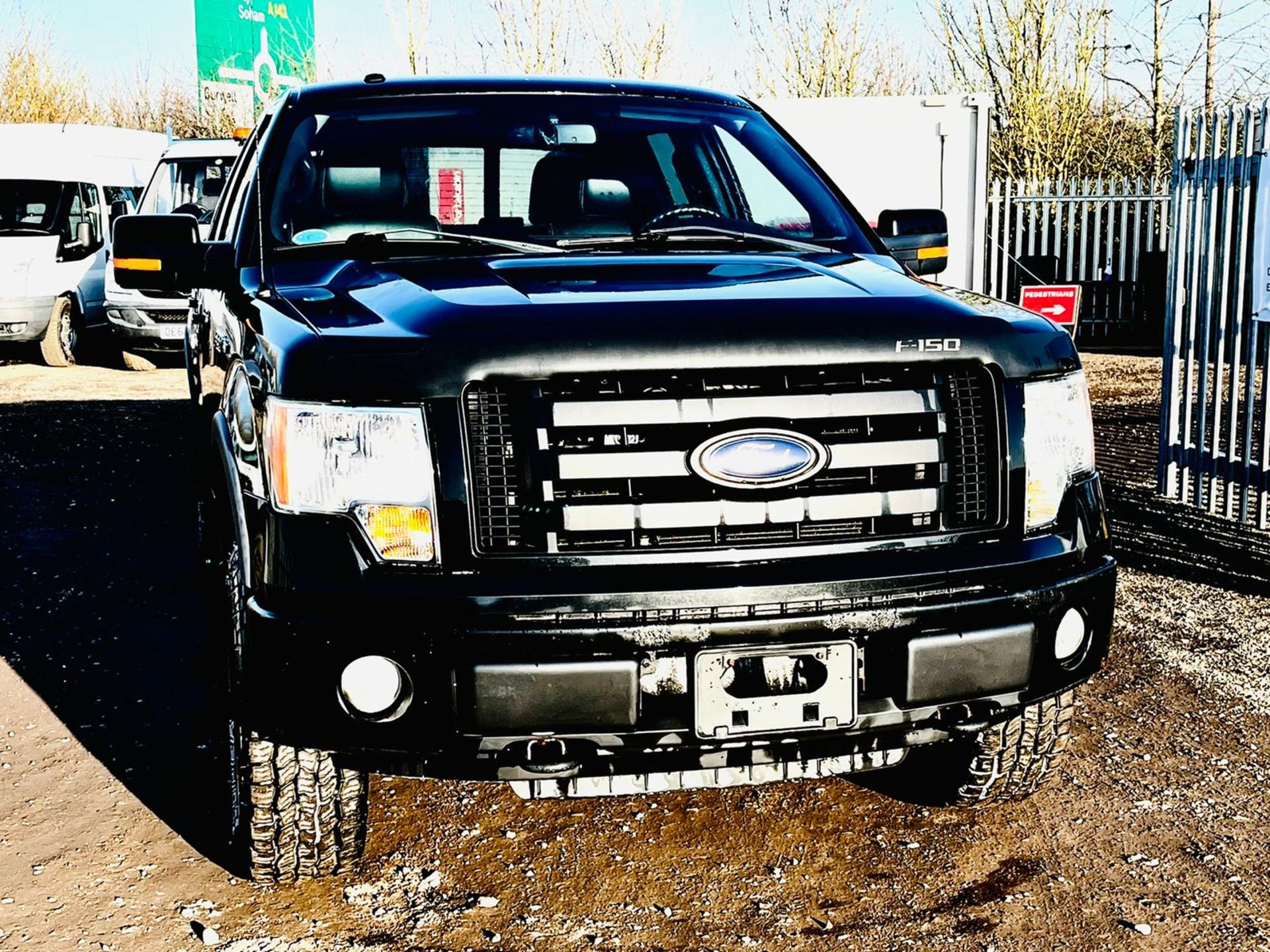 Ford F-150 5.4L V8 SuperCab 4WD FX4 Edition '2010 Year' Colour Coded Package - Top Spec - Image 7 of 44