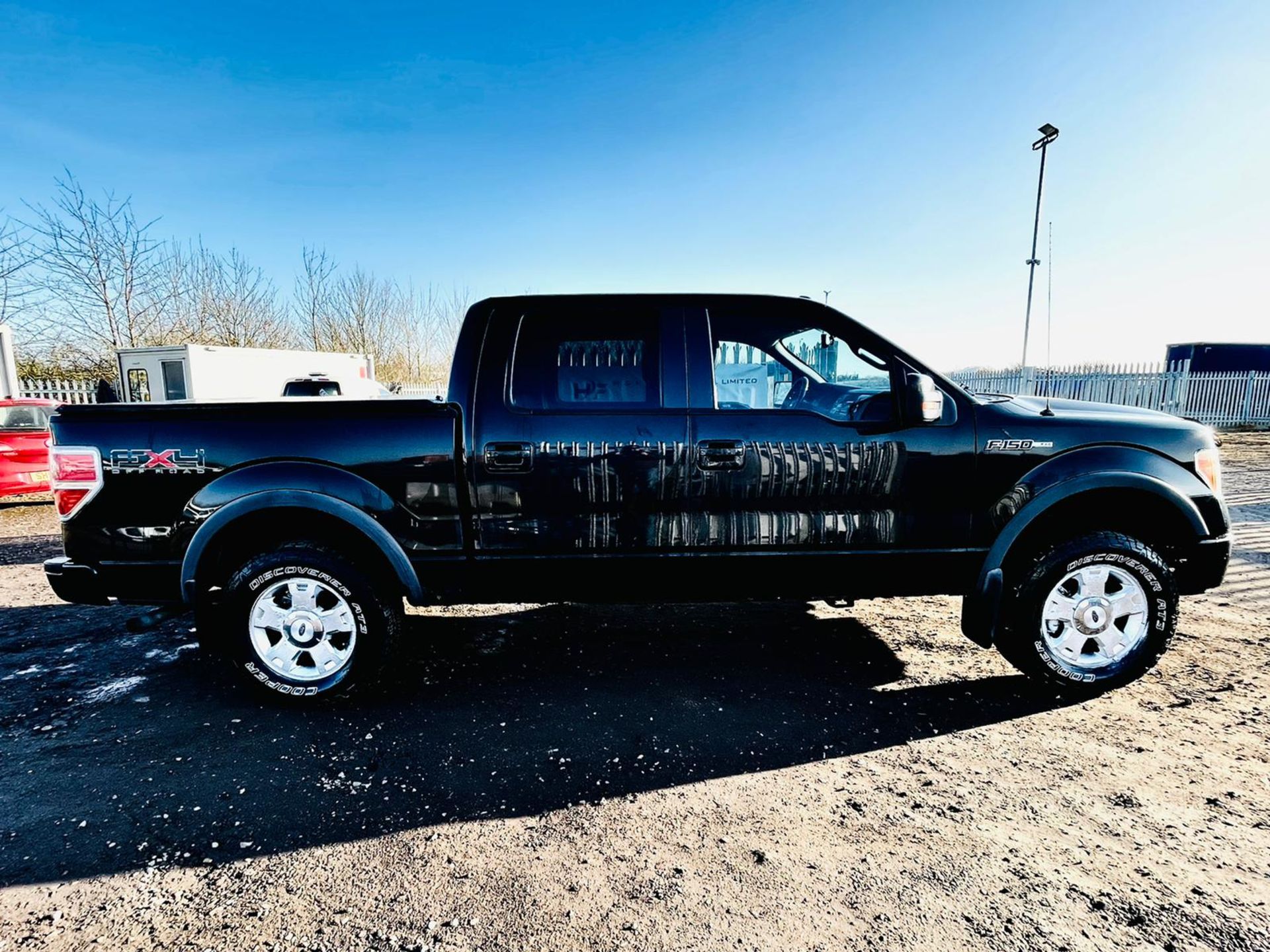 Ford F-150 5.4L V8 SuperCab 4WD FX4 Edition '2010 Year' Colour Coded Package - Top Spec - Image 18 of 44