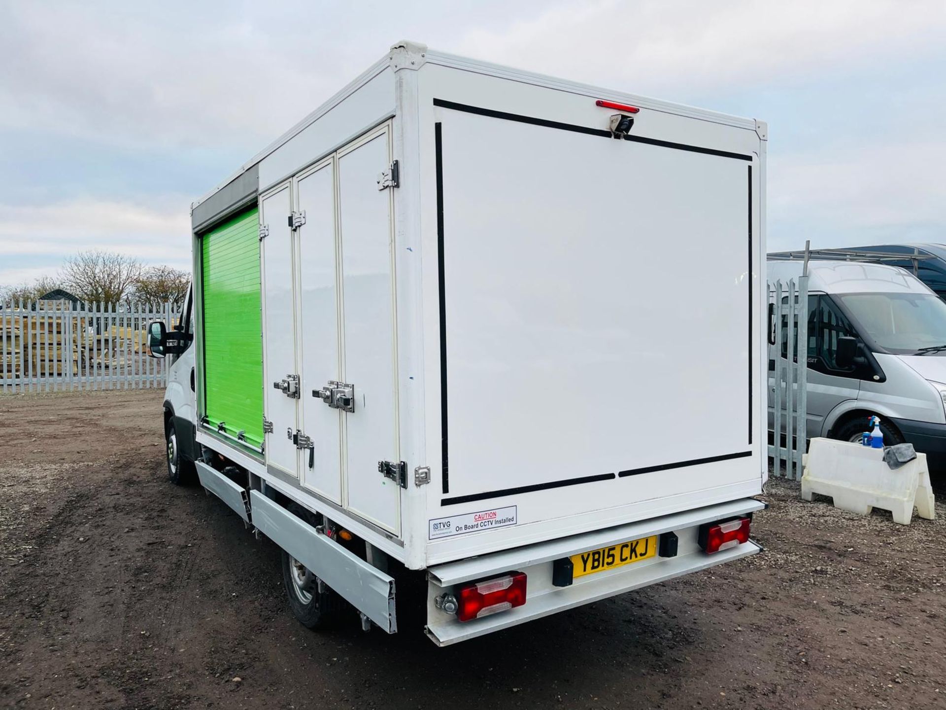 ** ON SALE ** Iveco Daily 35S11 L2 2.3 HPI **Automatic** 105 Bhp 2015 '15 Reg' GAH Fridge - - Image 12 of 23