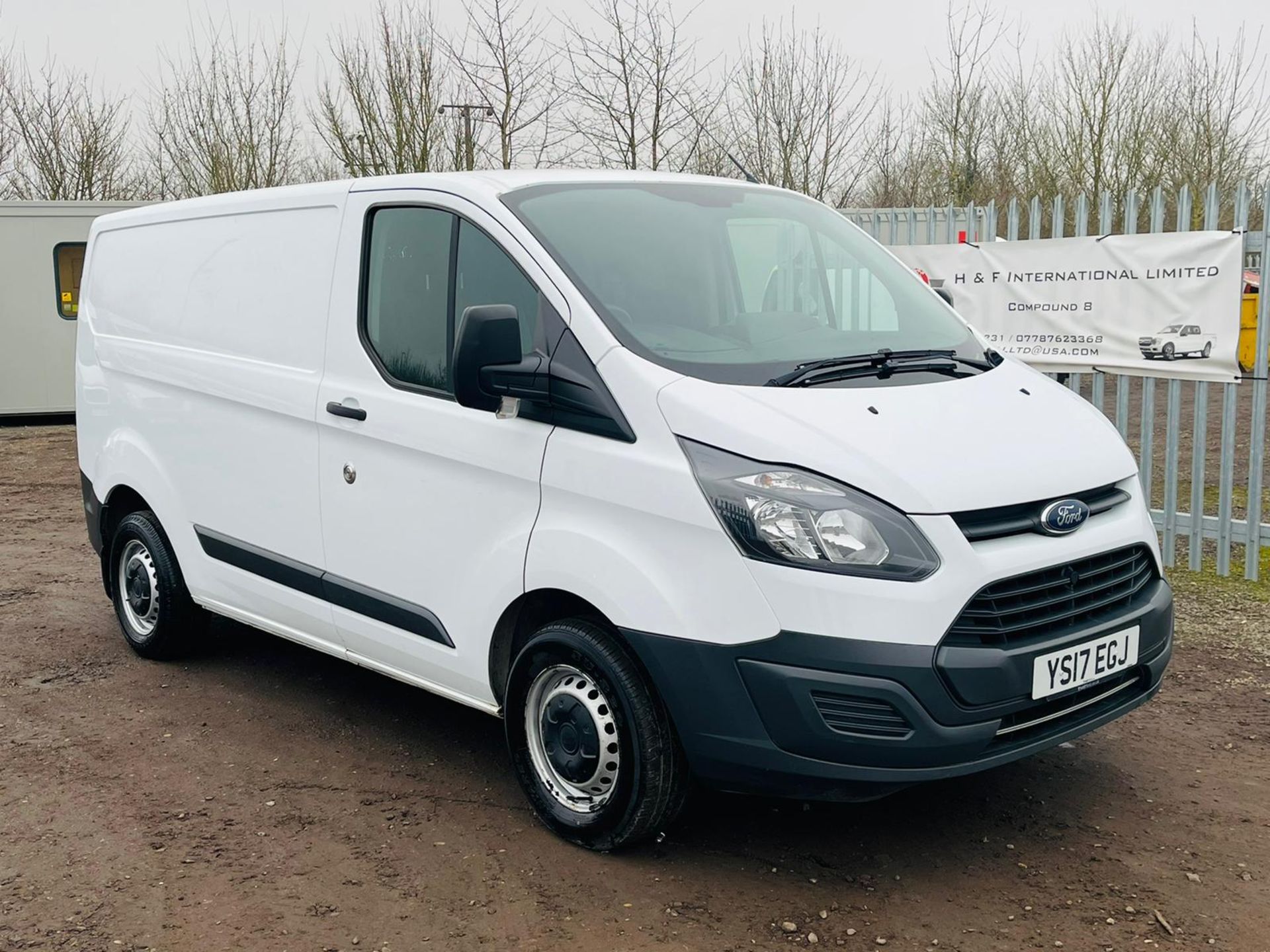 ** ON SALE ** Ford Transit Custom 270 2.0 TDCI 105 L1 H1 2017 '17 Reg' Panel Van - White