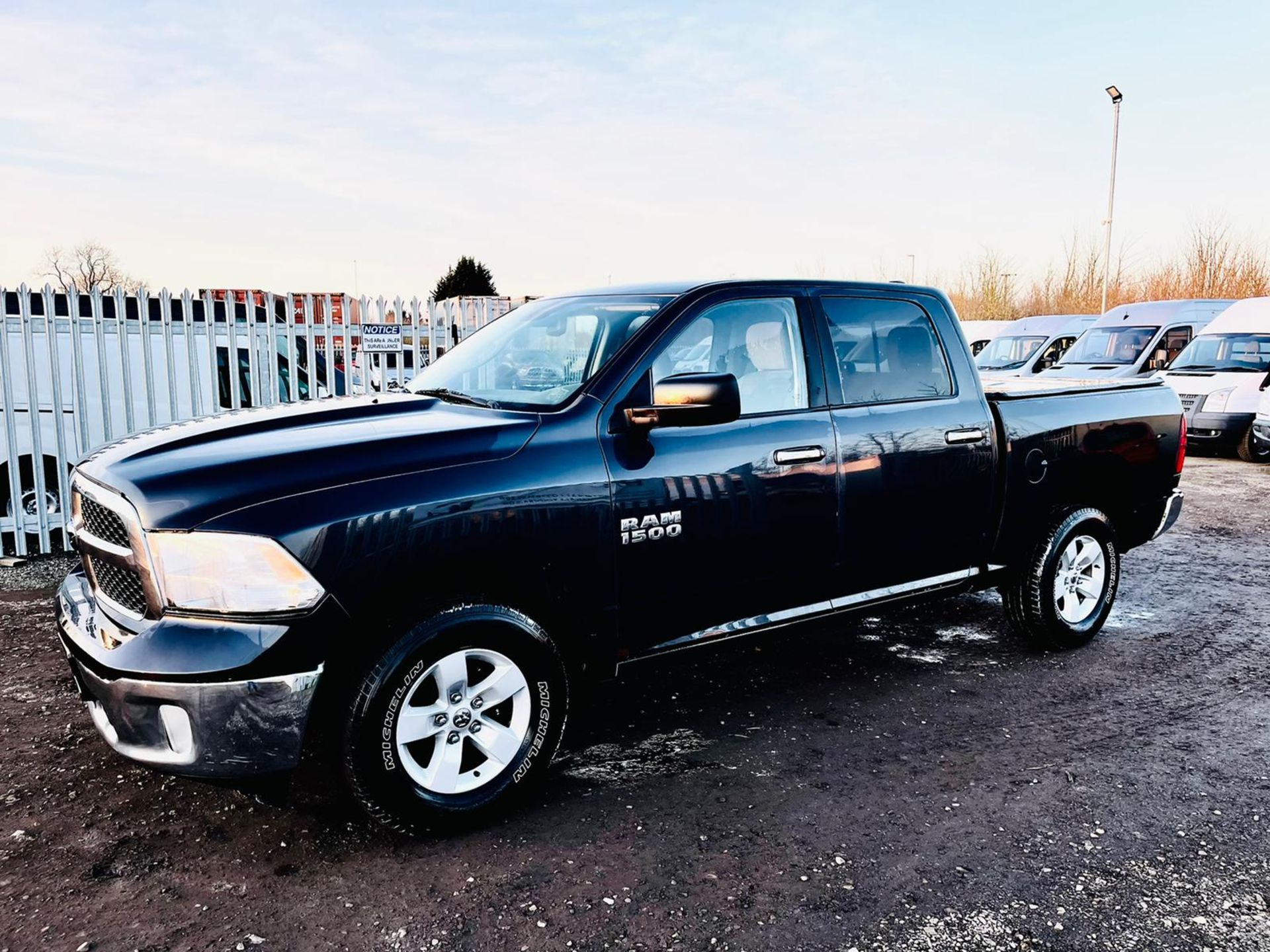 Dodge Ram 3.6L V6 1500 Crew Cab SLT ' 2015 Year ' A/C - 6 Seats - Chrome Package - Image 8 of 31