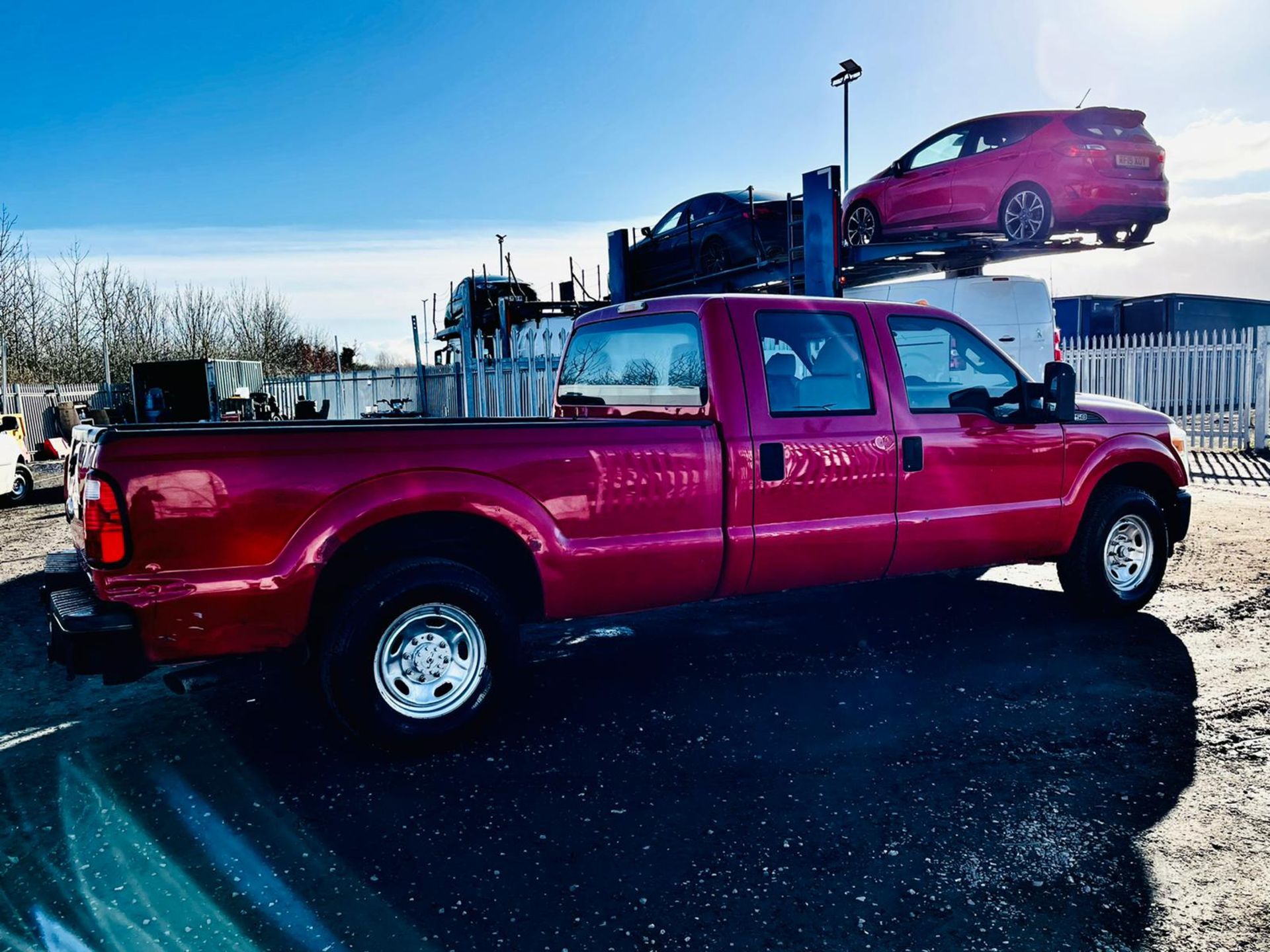 Ford F 250 6.2L V8 XL '2011 Year' **Super Duty** Super Crew Cab - A/C - Image 12 of 24