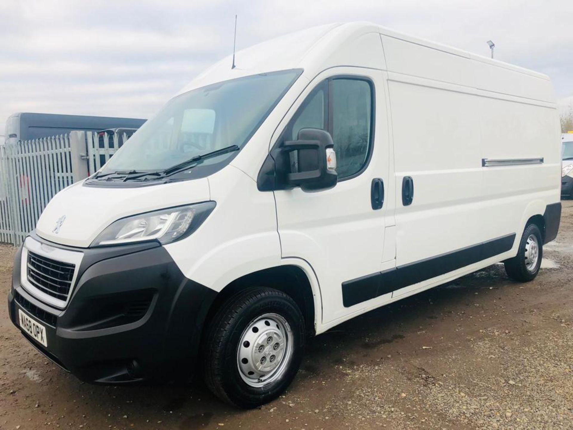 Peugeot Boxer 2.0 BlueHDI 130 335 L3 H2 2018 ' 68 Reg' Euro 6B - ULEZ Compliant - Sat Nav - Air Con - Image 6 of 30