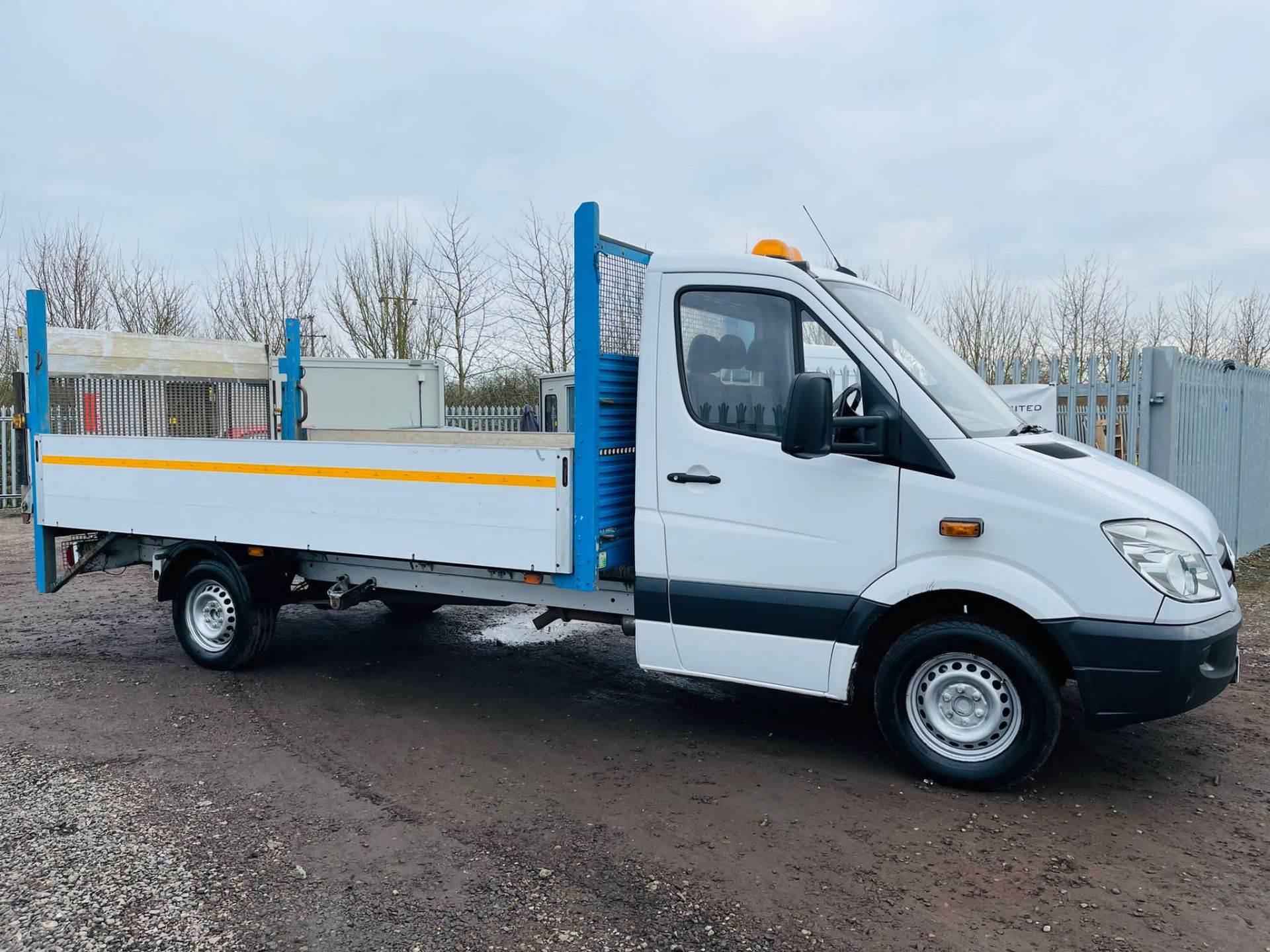 ** ON SALE ** Mercedes Benz Sprinter 2.1 313 CDI L3 ** Dropside** 2013 '62 Reg' **Tail Lift** - Image 2 of 21