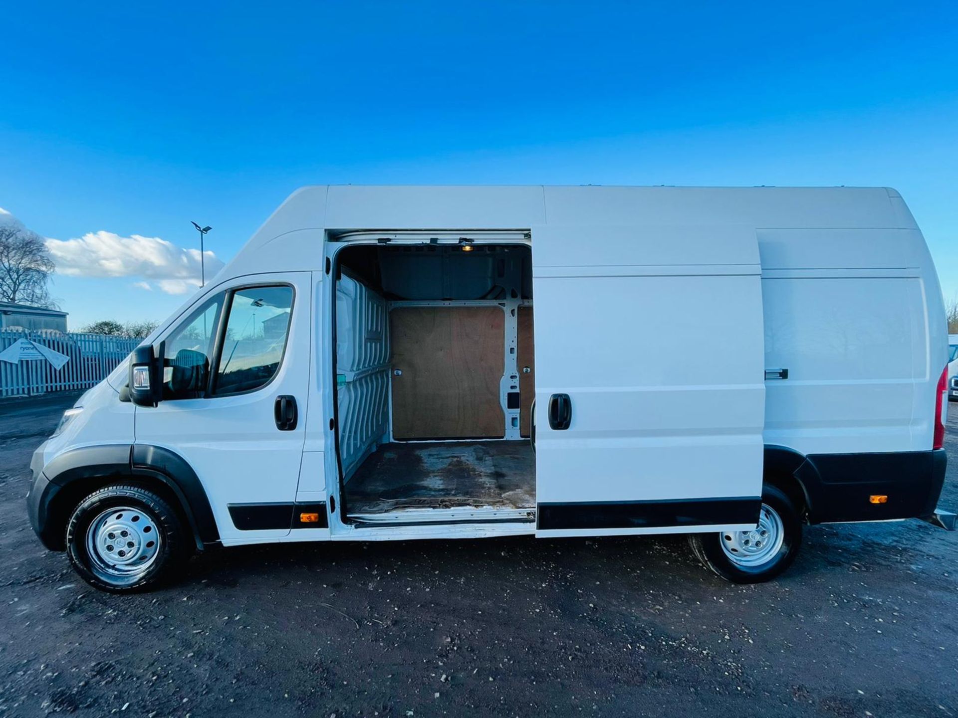 Citroen Relay 2.0 BLUE HDI Enterprise Heavy L4 H3 2018 '18 Reg' A/C - Euro 6 - ULEZ Compliant - Image 9 of 20