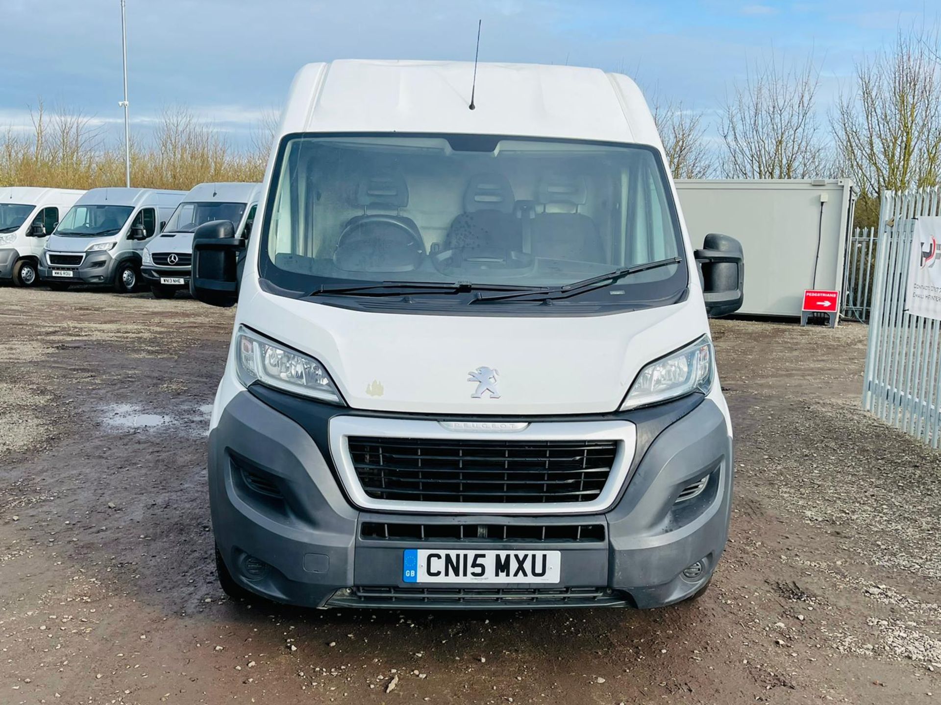 ** ON SALE ** Peugeot Boxer 2.2 HDI 335 L3 H2 2015 '15 reg' - Sat Nav - Air Con - Panel Van- White - Image 3 of 19